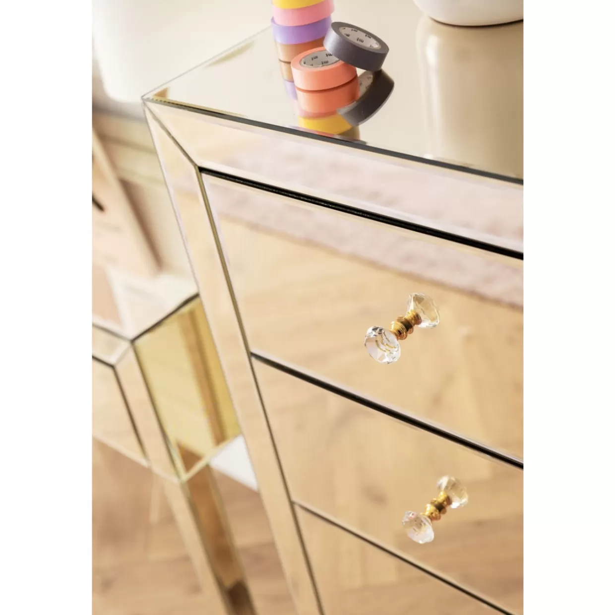 KARE Design Comò e Credenze d'Autore | Credenza Alta Champagne con 5 Ante, Eleganza Contemporanea per Arredi di Prestigio