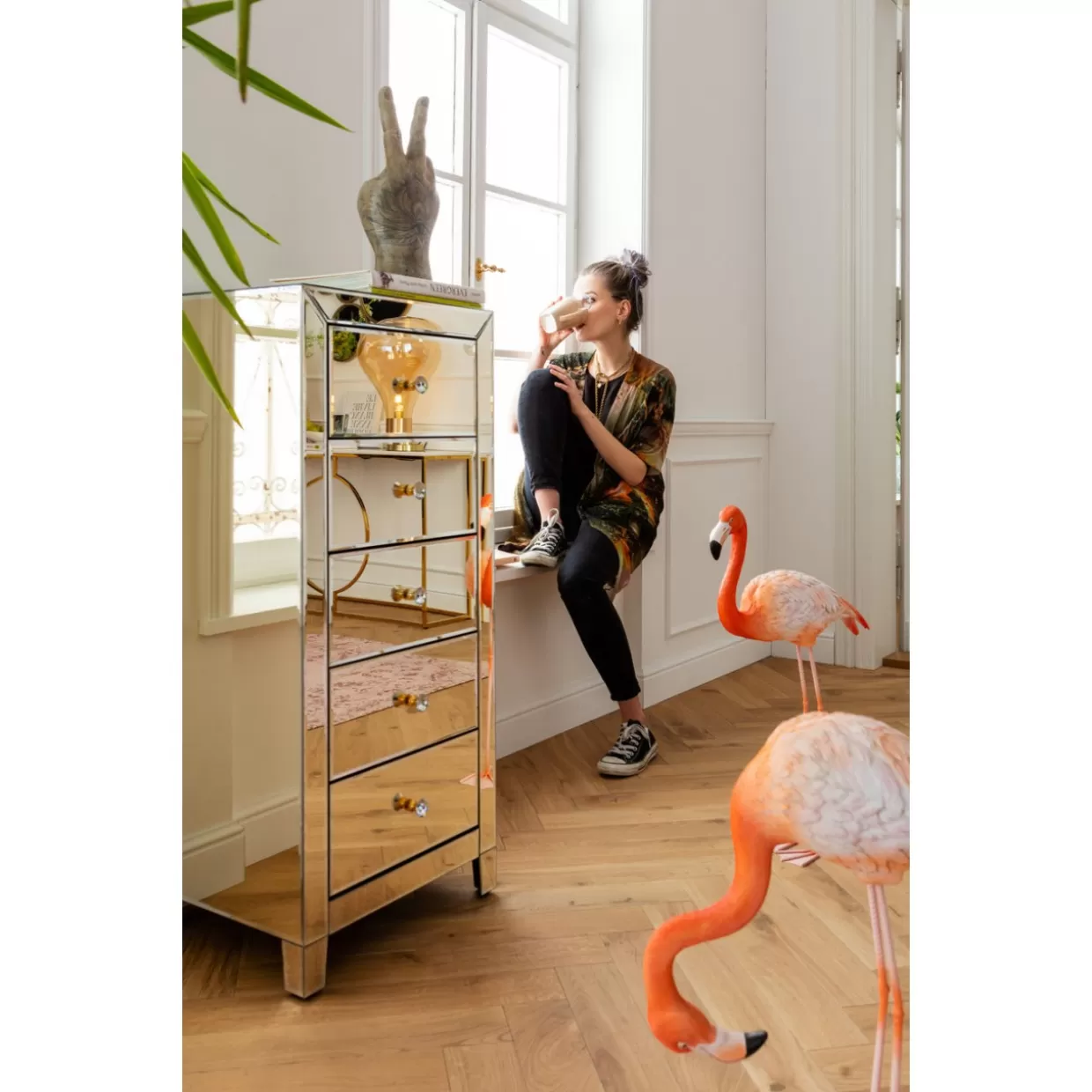 KARE Design Comò e Credenze d'Autore | Credenza Alta Champagne con 5 Ante, Eleganza Contemporanea per Arredi di Prestigio