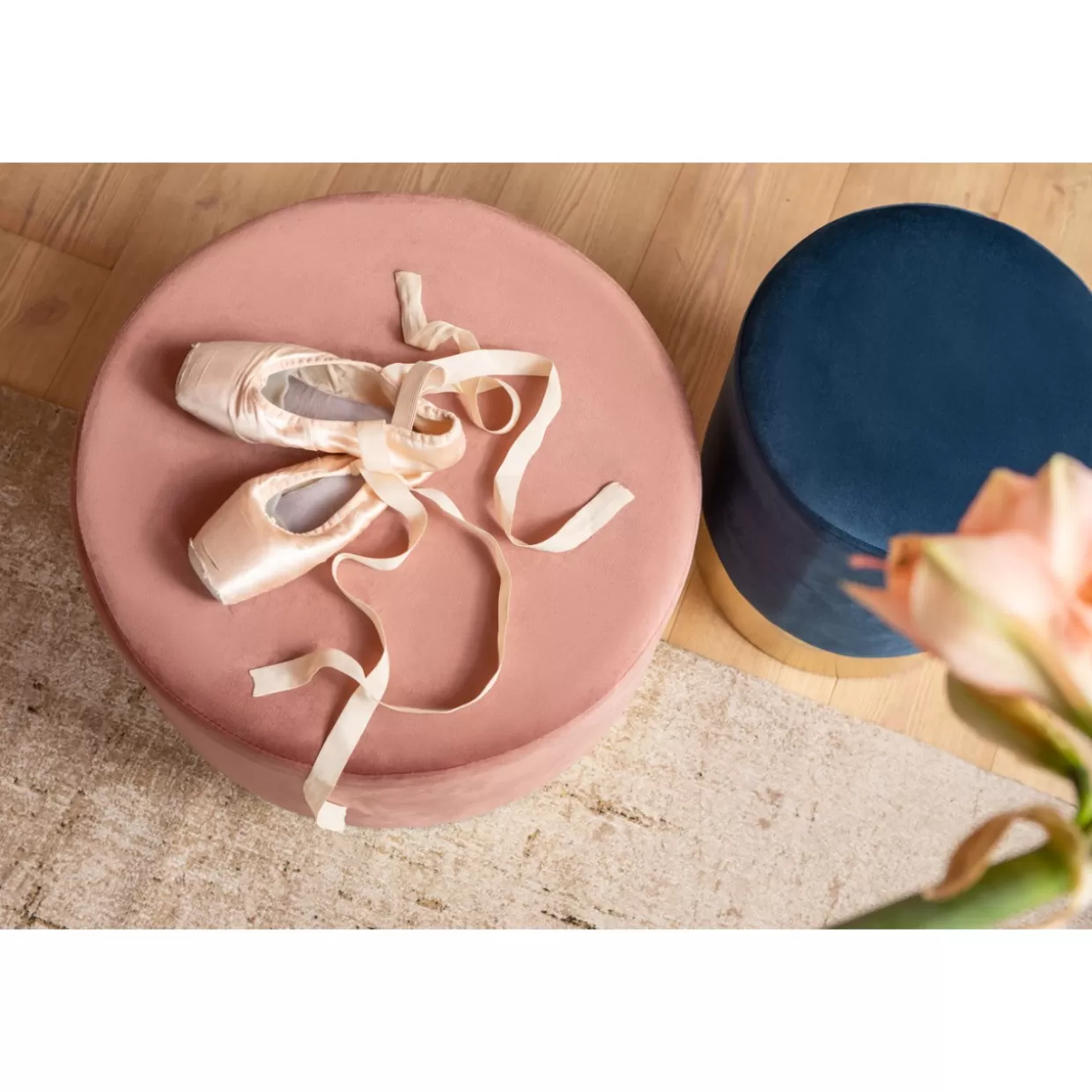 KARE Design Originale - Panche e Sgabelli Eleganti in Ottone Rosato Ciliegia, Diametro 55cm per Interni