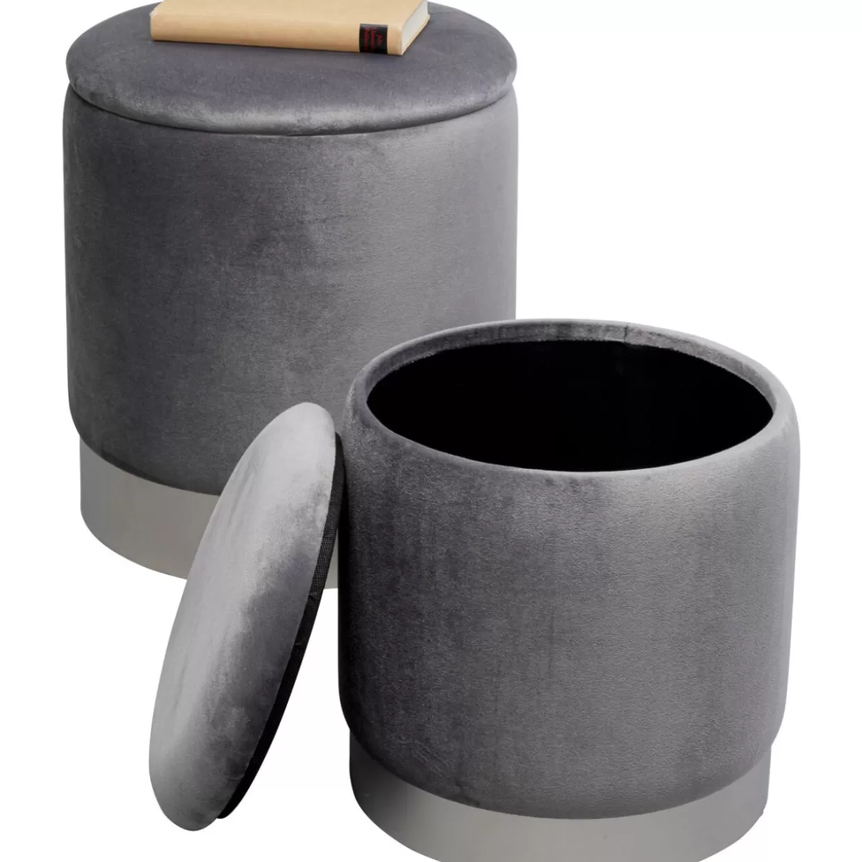 Due Panche Moderne con Contenitore - Design Funzionale in Tonalità Grigio Argentato (Set Completo)

Alternativa più naturale:
Comodi sgabelli portaoggetti KARE Design - Set da 2 pezzi in nuance ciliegio e argento fumé