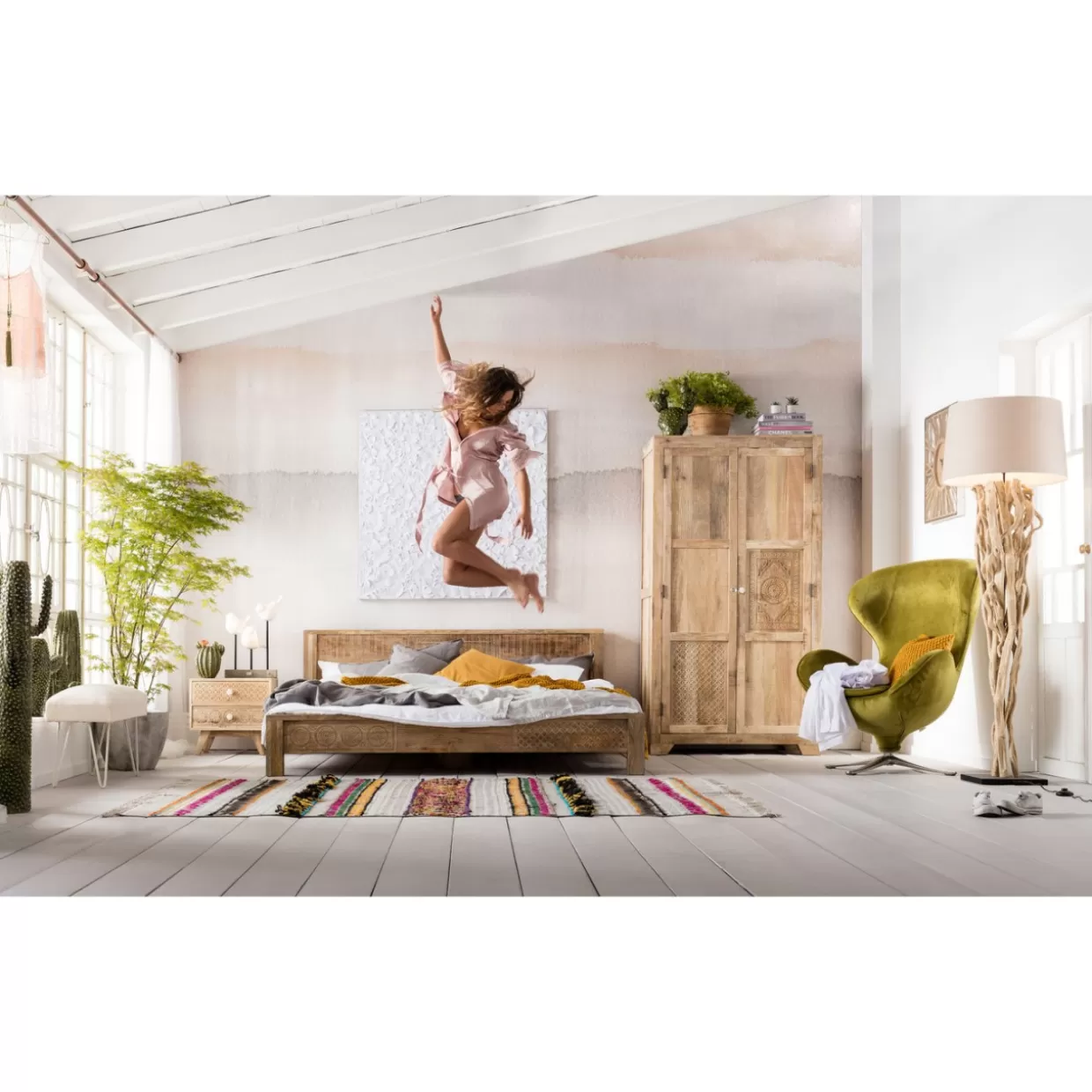 Letto Puro in Legno 160x200 cm - Design Essenziale da KARE | Soluzioni Moderne per Camera da Letto