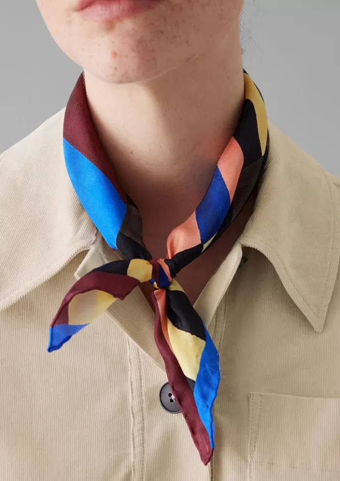 Foulard in pura seta Isobel Harvey con motivo scozzese - Accessorio moda donna per cappelli, sciarpe e guanti - Stampa quadri elegante e stilizzato

（：