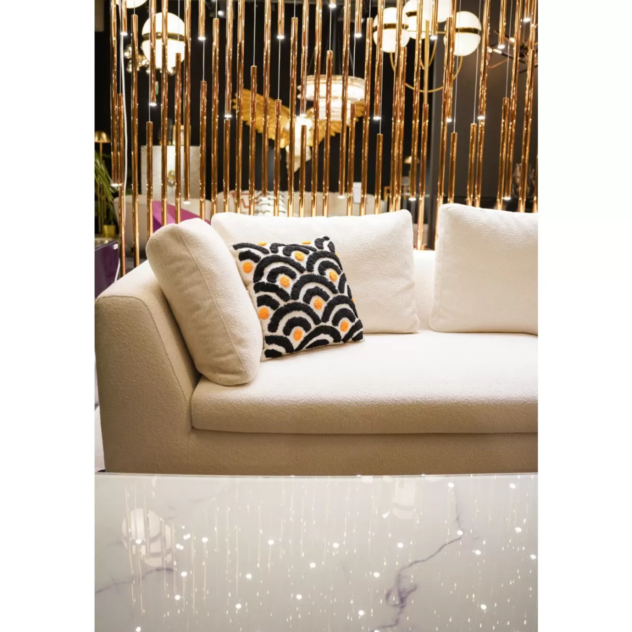 Cuscino decorativo morbido con fantasia cerchi colorati - Design moderno KARE 45x45 cm per arredamento creativo