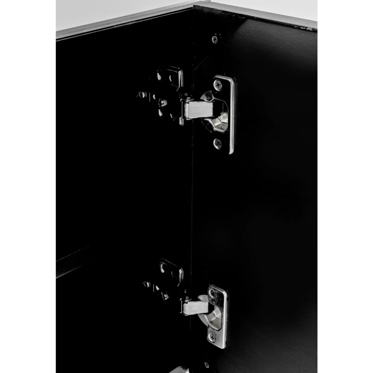 Comò Moderno Soran di KARE Design - 5 Ante in Nero, Dimensioni 65 x 114 cm