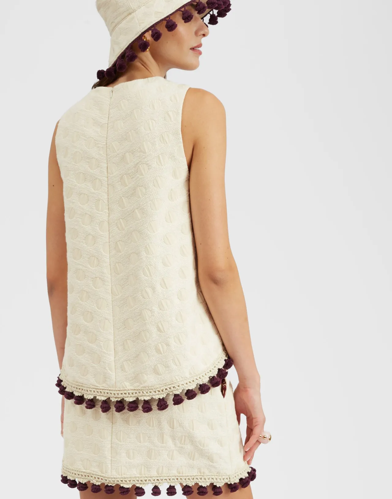 Prezzo Accessibile - Maglia Jacquard La Scala di DoubleJ con Dettagli Nappe Chic