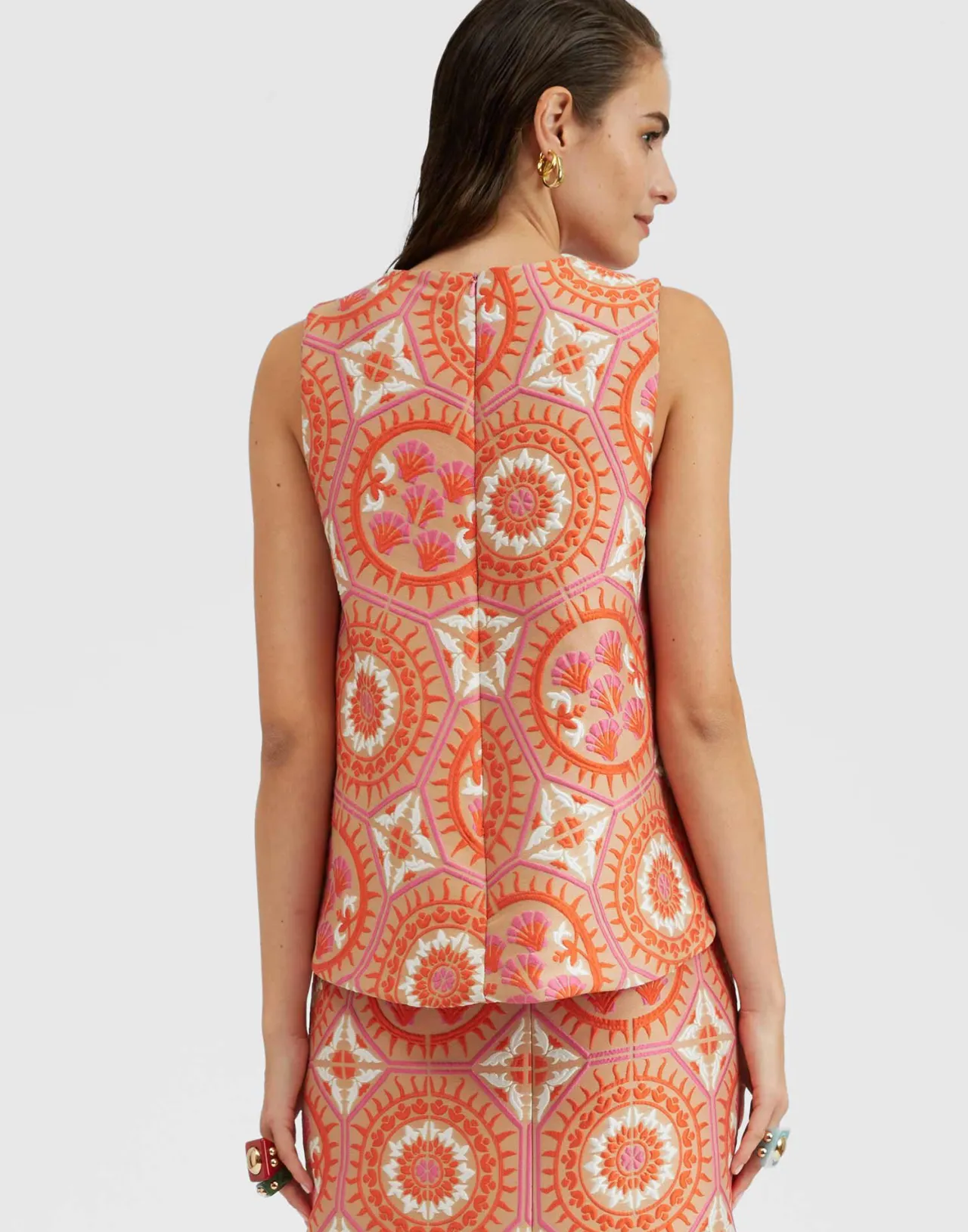 Maglietta Elegante La DoubleJ La Scala in Tessuto Jacquard - Stile Unico Arancione TopSun