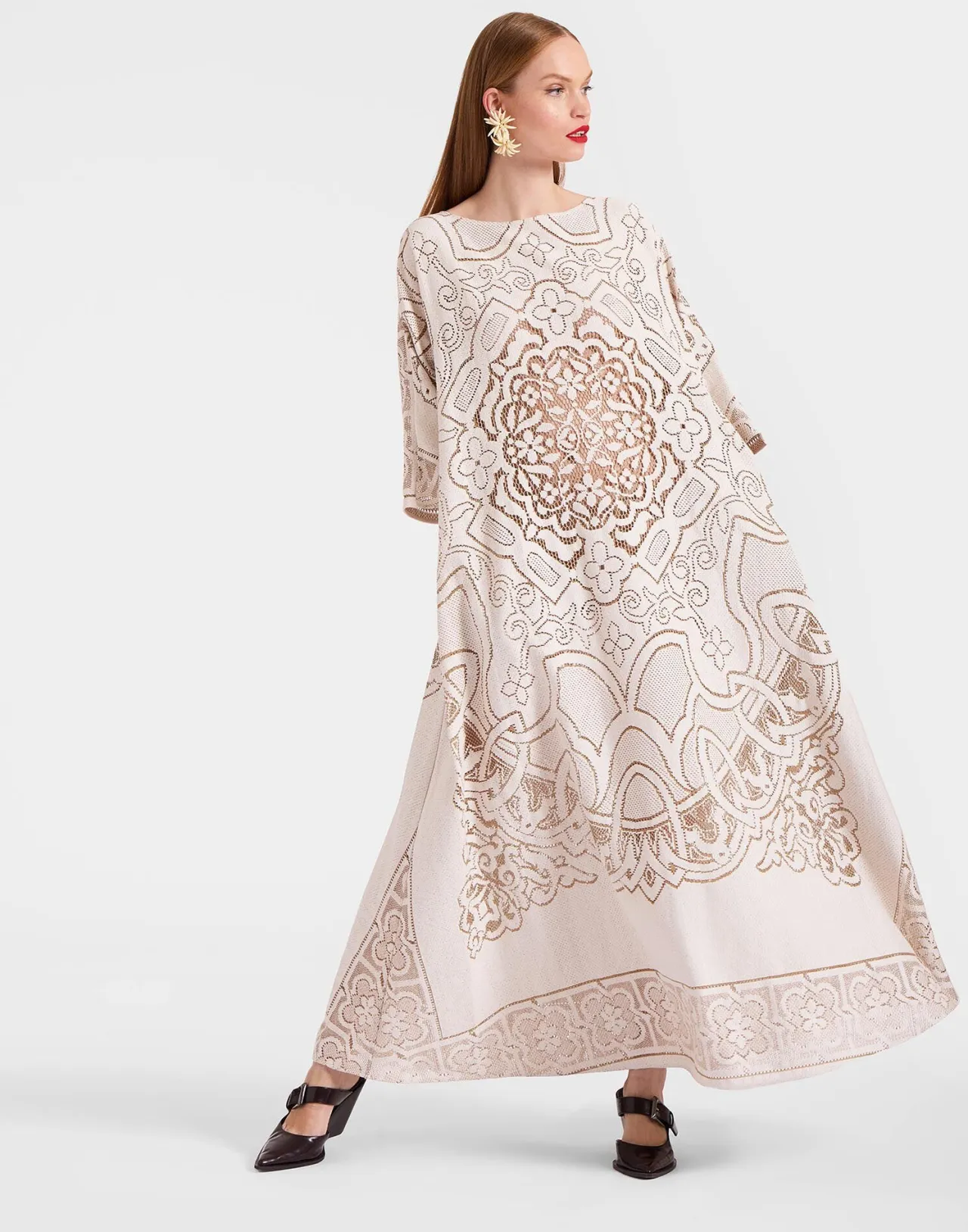 Abito Muumuu Elegante con Decorazioni a Pizzo – Bianco Fumo in Cotone Ricamato, Collezione La DoubleJ