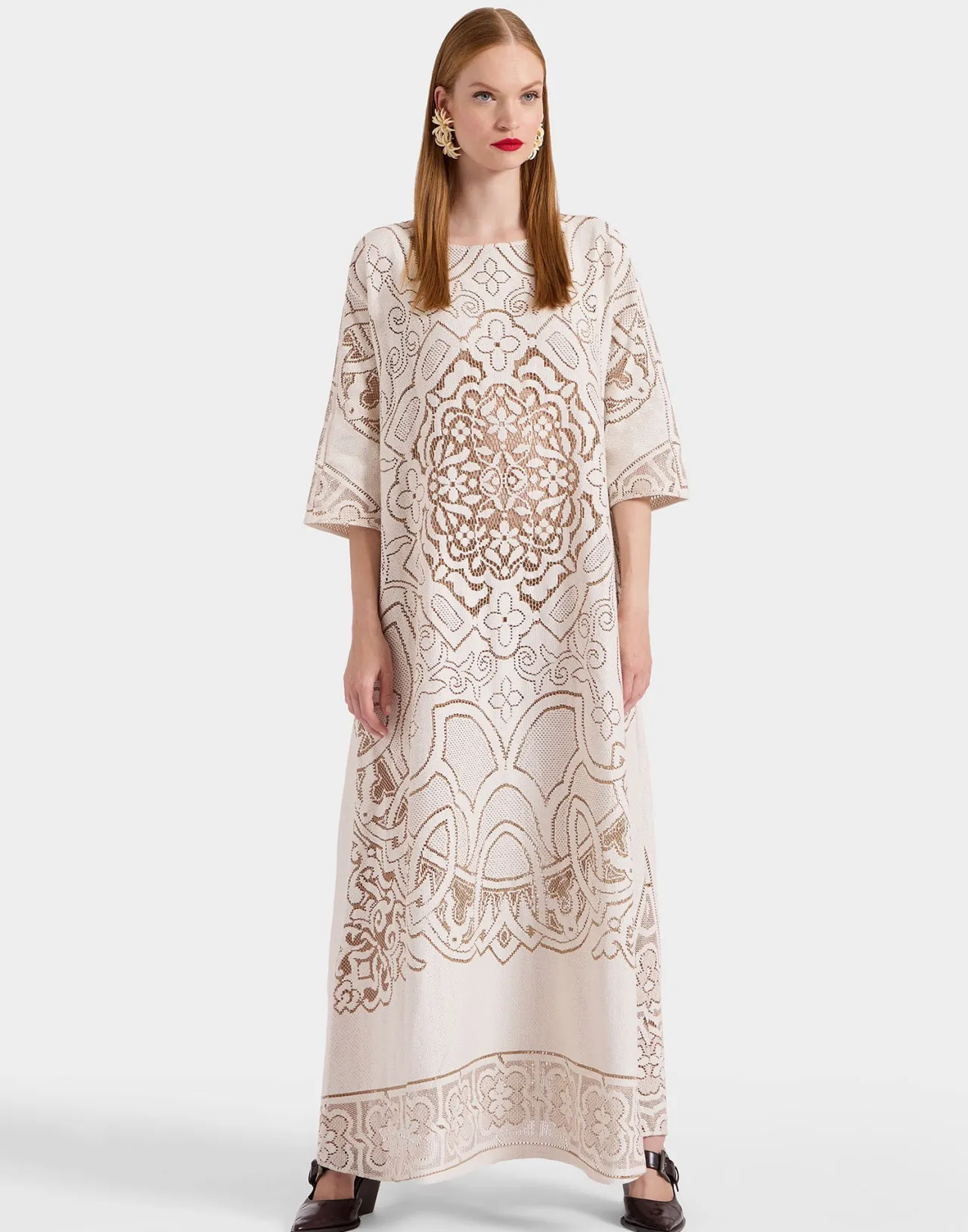 Abito Muumuu Elegante con Decorazioni a Pizzo – Bianco Fumo in Cotone Ricamato, Collezione La DoubleJ