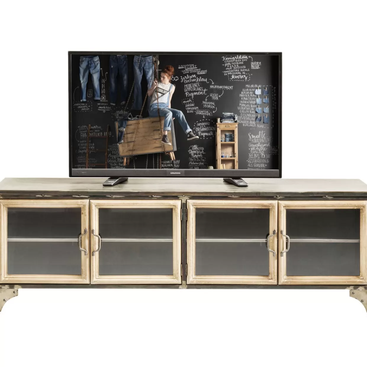 Credenze moderne KARE Design con finiture metalliche - Cassettiere eleganti e console ufficio per interni contemporanei