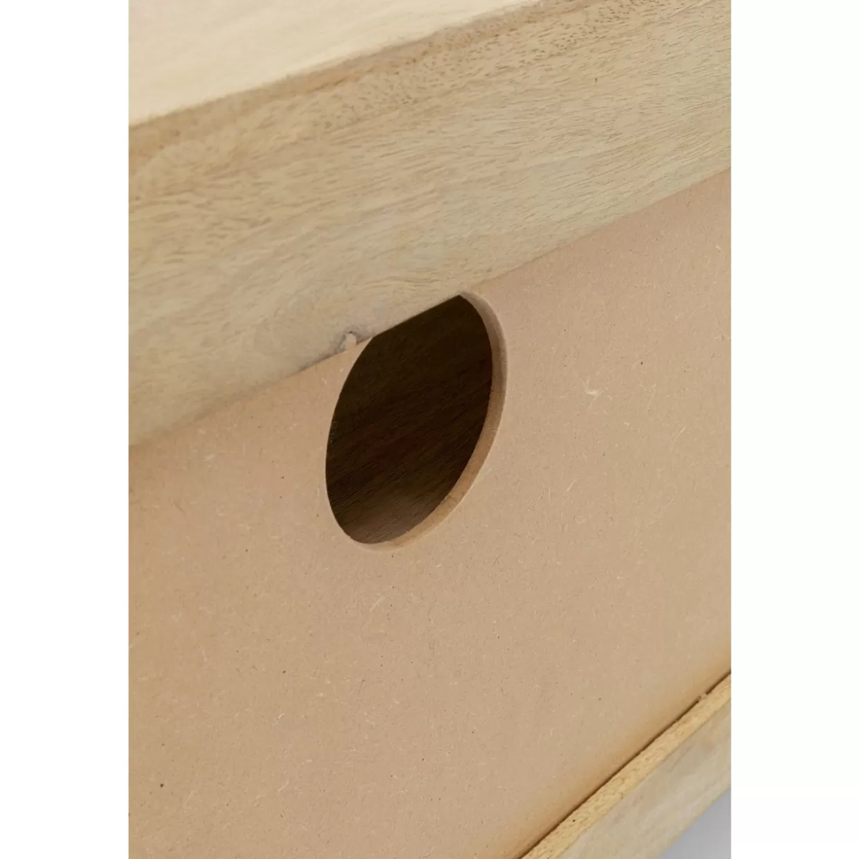 Comò e credenze moderne Modena - Linea KARE Design con lowboard a basso profilo per ambienti contemporanei