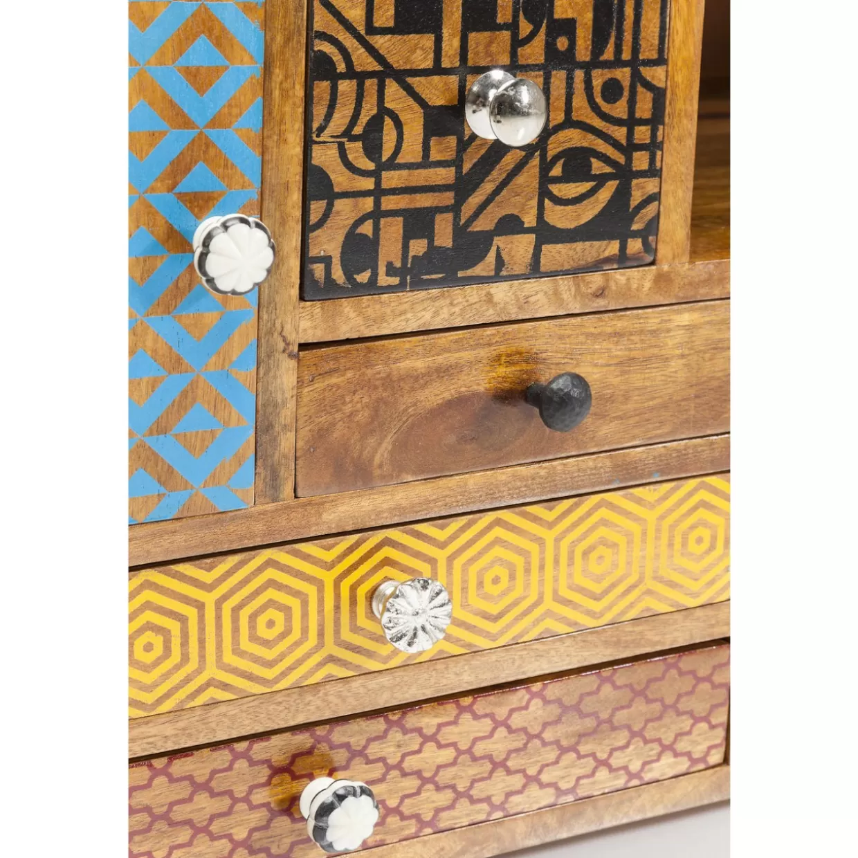 Comò moderni e credenze funzionali KARE Design - Collezione Soleil con mobile basso elegante 

（：