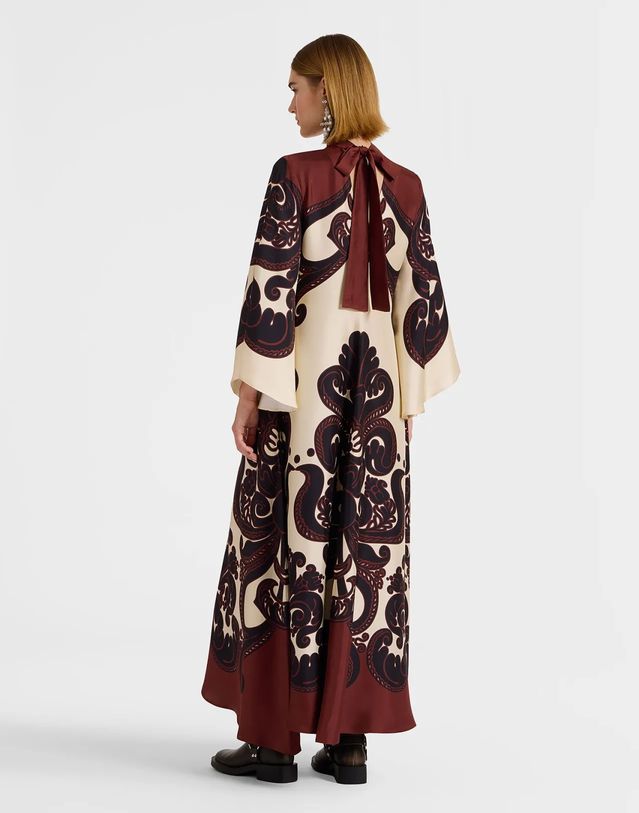 Lussuoso Abito La DoubleJ 'Magnifico Corsini' in Twill di Seta - Crema Placée Edizione Limitata con Prezzo Eccezionale