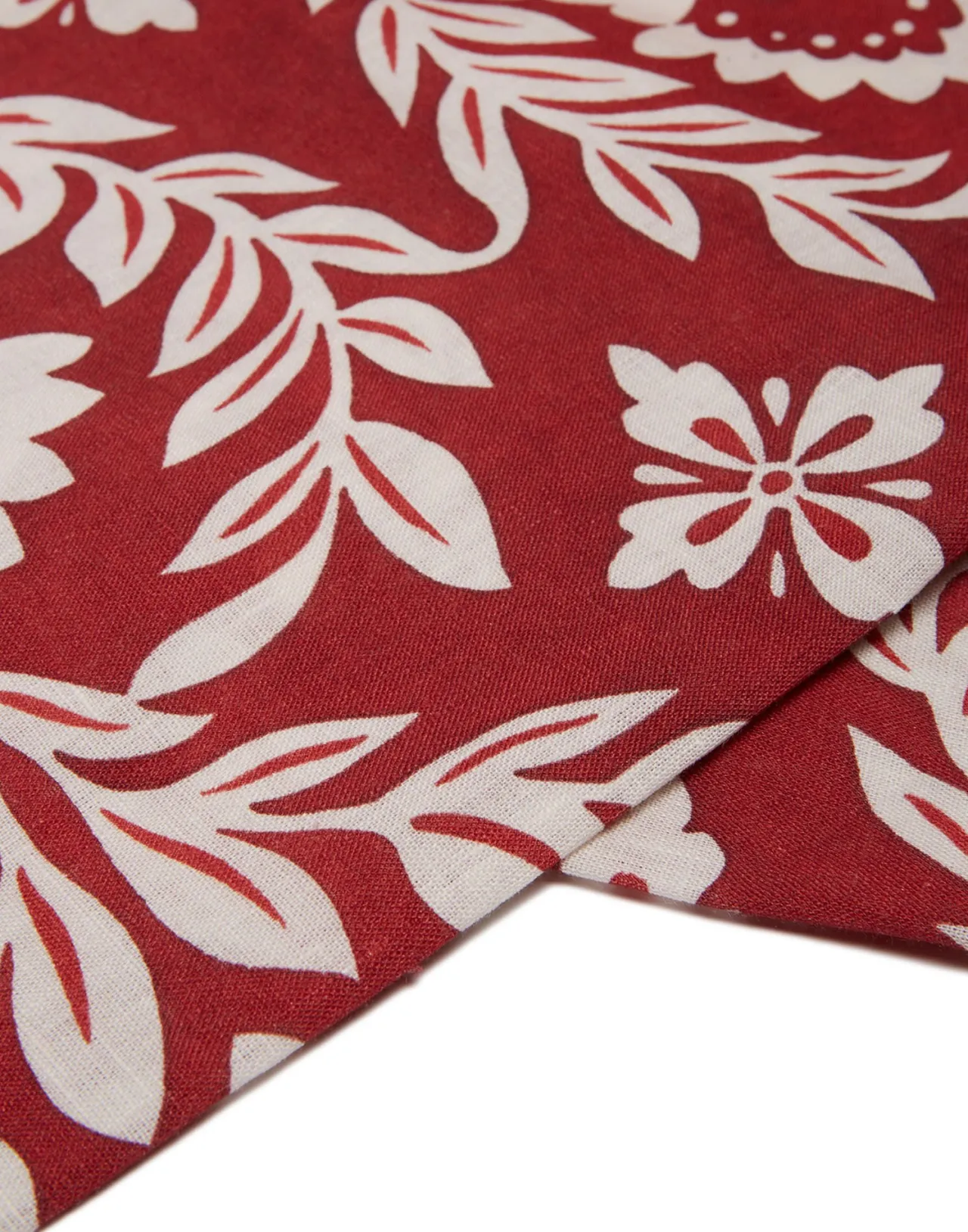La DoubleJ Tovaglia Media con Festone in Lino Bordeaux - Eleganza Artigianale per Tavole Imbandite