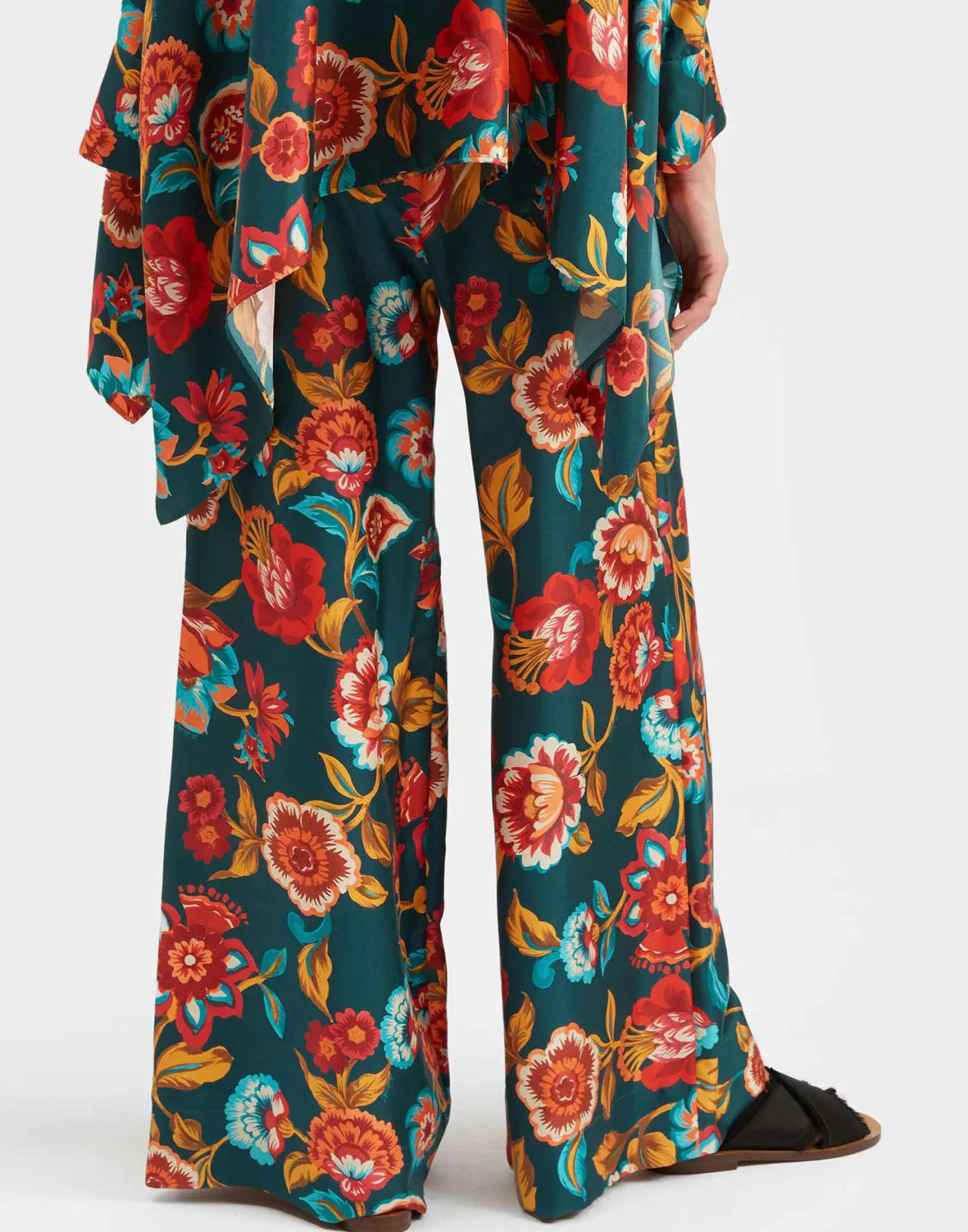 Pantaloni Palazzo La DoubleJ in Twill di Seta Smeraldo - Eleganza Estiva con Tocco Glamour, Offerta Imperdibile!