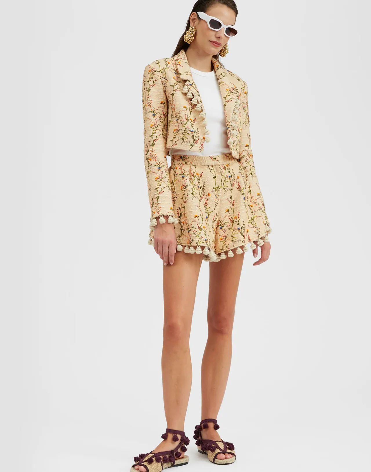 Short Pantaloncini La DoubleJ Collezione Primavera in Tessuto Tweed Avorio Sabbia con Frange Eleganti - Look Estivo Chic
