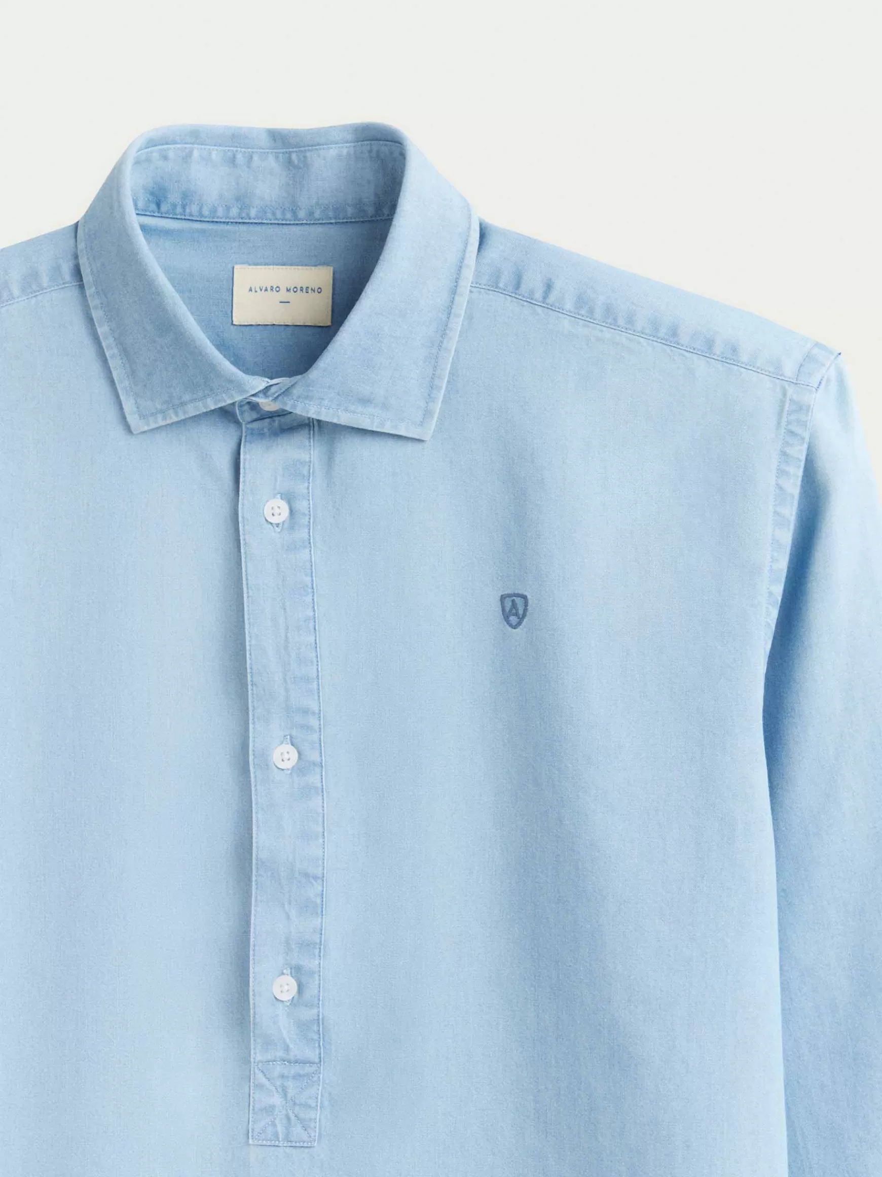 Alvaro Moreno - Maglietta Uomo Stile Casual in Denim Essential