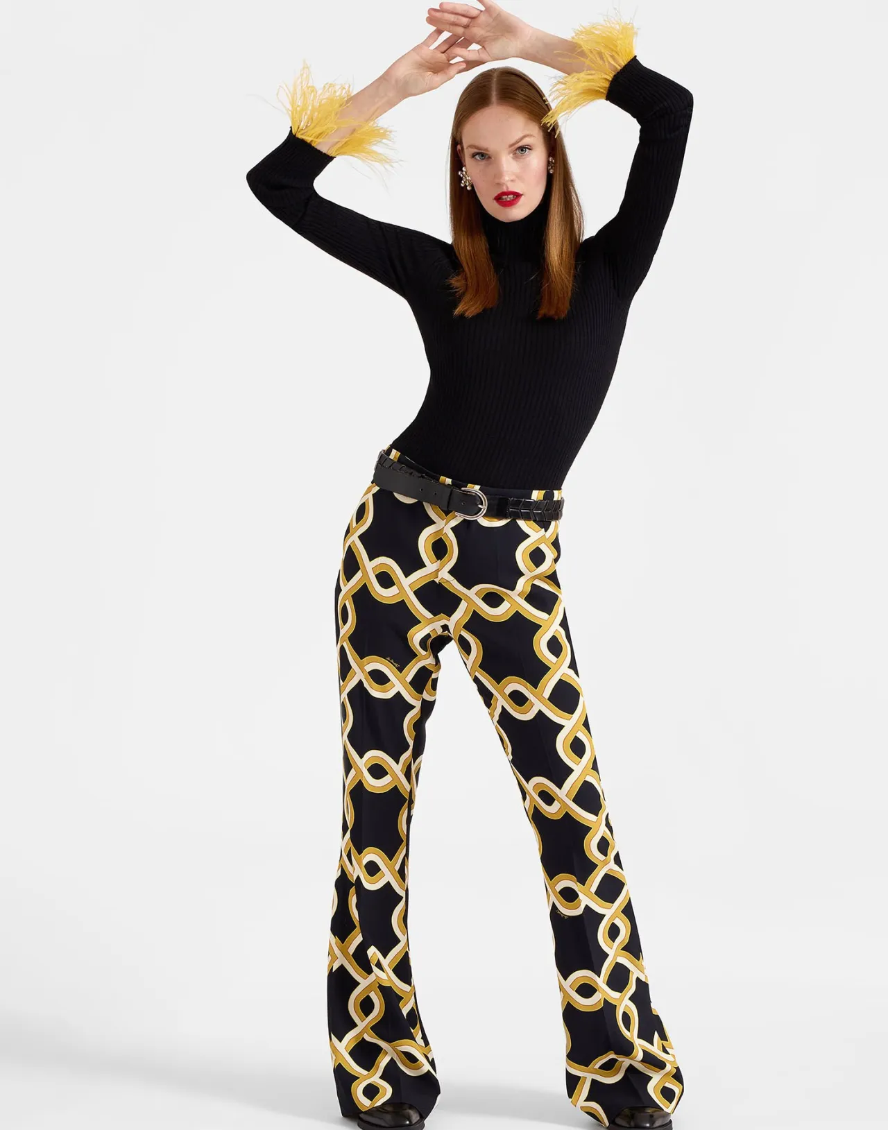 Pantaloni Eleganti La DoubleJ per la Tua Serata Glamour - Nero Satinato con Rifiniture Sabbia