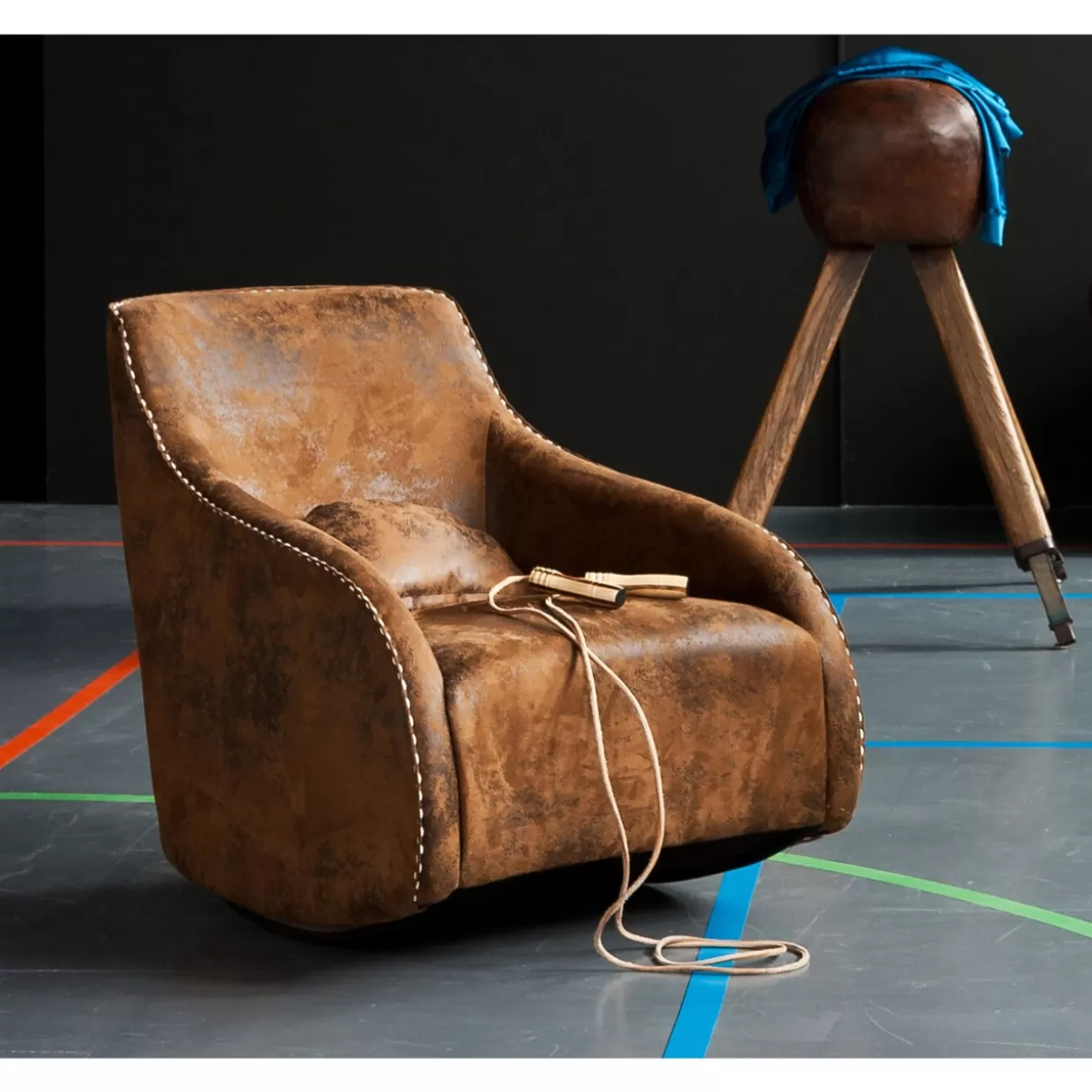 KARE Design Poltrona Dondolo Ritmo Vibrante - Stile Vintage con Design Intelligente