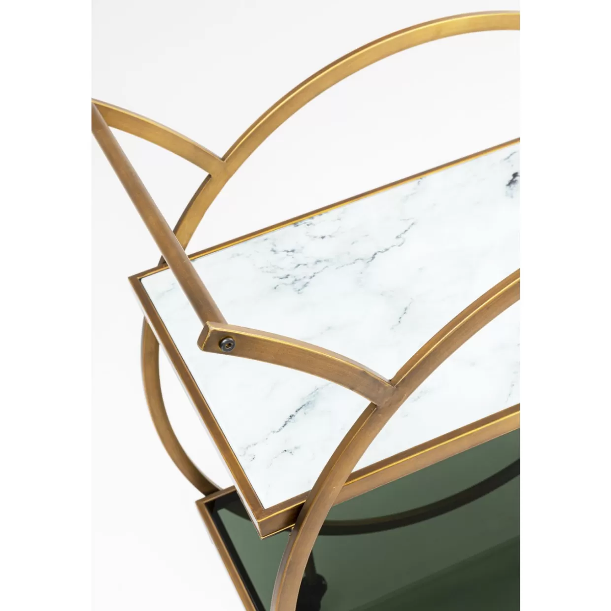 Carrelli portavivande e tavoli industriali KARE Design - Finiture in ottone per ambienti loft ricercati