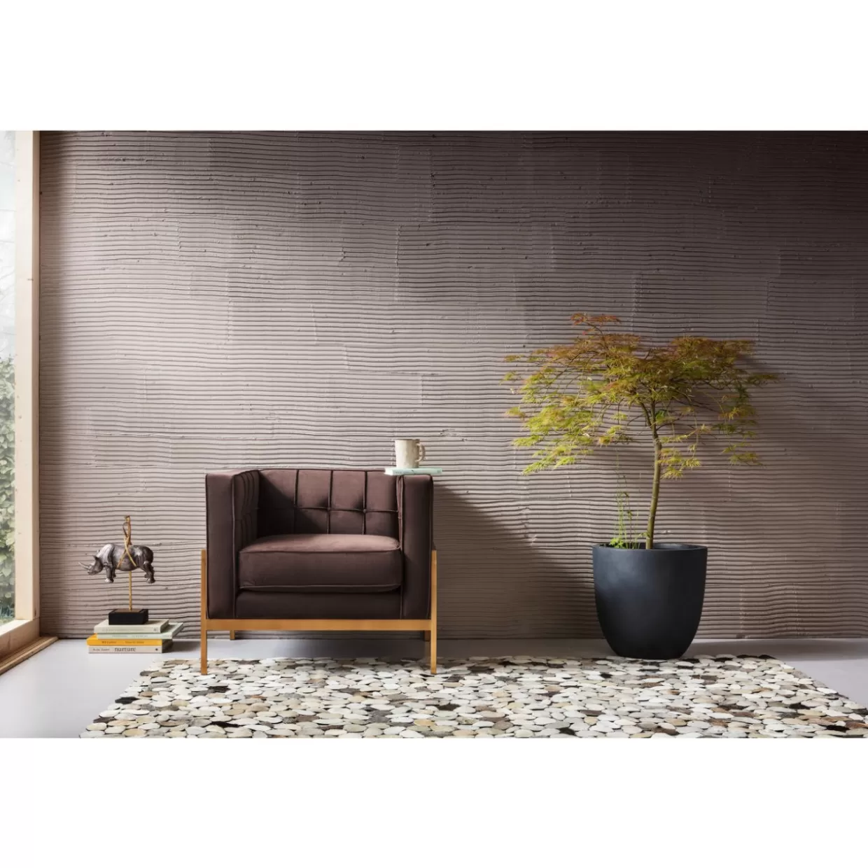 Poltrona KARE Design - Comfort contemporaneo con ispirazione loft in tonalità cioccolato

（：