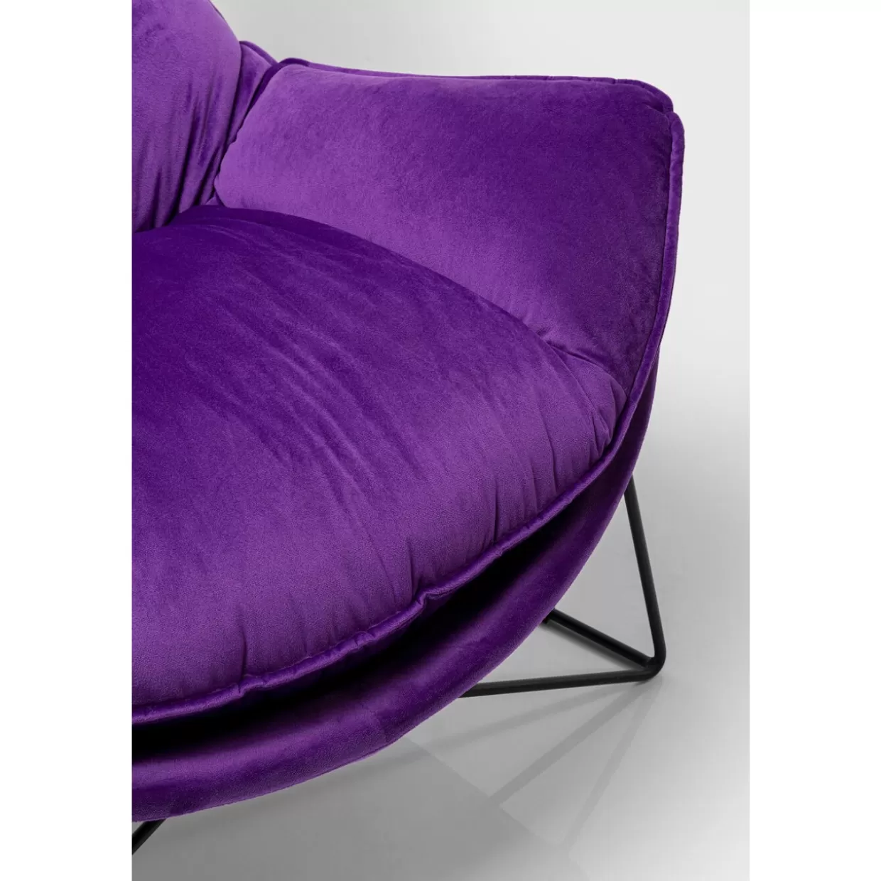 Poltrona Snuggle con Pouf in Tessuto Lilla - Set da 2 Pezzi KARE Design  
Accogliente Poltrona e Pouf Coordinati in Colore Lilla - KARE Snuggle Collection  
Composizione Relax: Poltrona + Pouf in Morbido Lilla - Design Contemporaneo KARE  
Set Poltroncina Coccola con Pouf Abbinato - Lilla Intenso | KARE Design 2 Elementi  
Poltrona Moderna con Pouf Coordinato | Tessuto Lilla Snuggle - Set Completo KARE