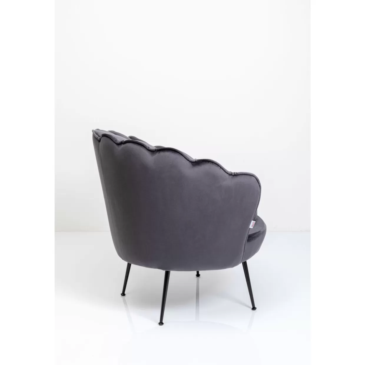 KARE Design: Poltrona Water Lily in Tonalità Grafite - Eleganza Avvolgente per il Tuo Salotto 

(：