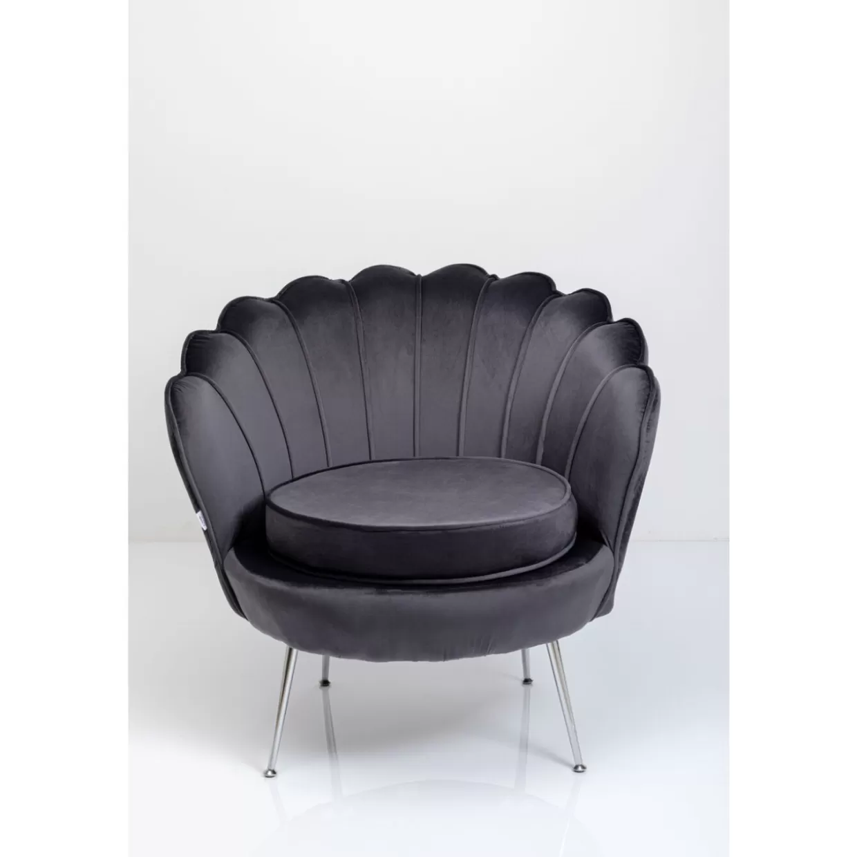 Poltrona Moderna Ninfea - Grigio Metallizzato, Collezione Esclusiva KARE Design