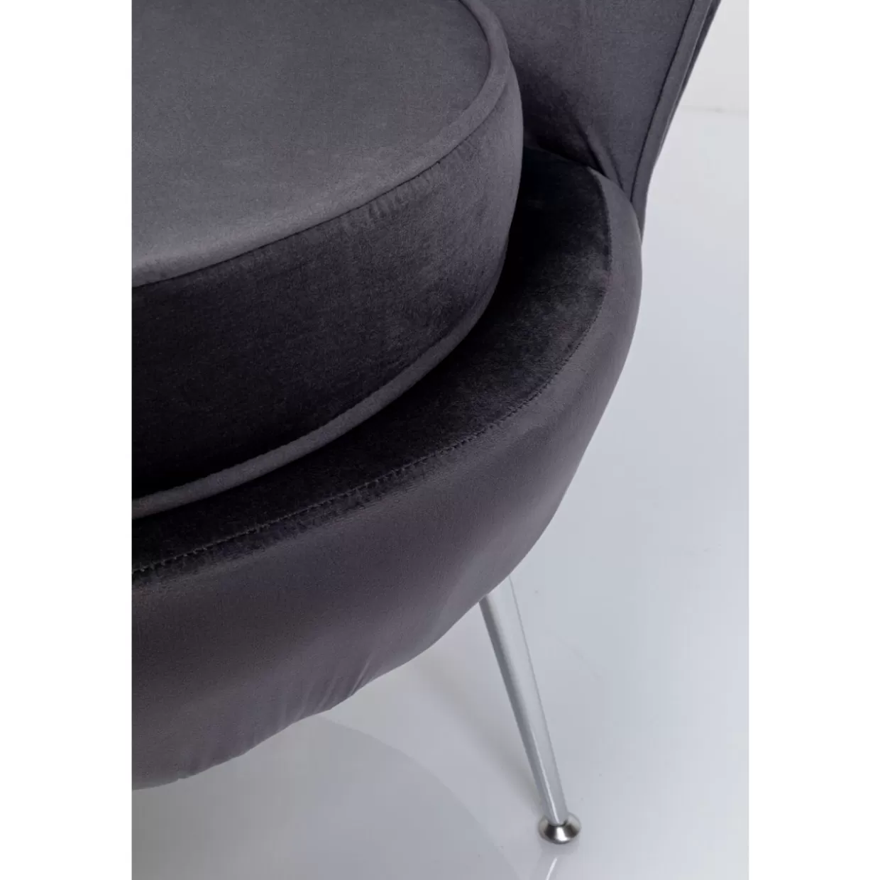 Poltrona Moderna Ninfea - Grigio Metallizzato, Collezione Esclusiva KARE Design