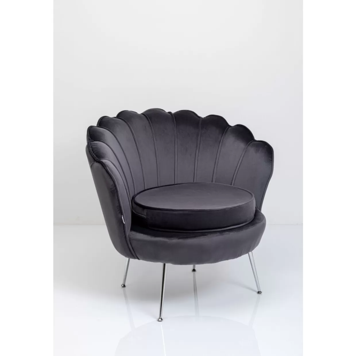 Poltrona Moderna Ninfea - Grigio Metallizzato, Collezione Esclusiva KARE Design