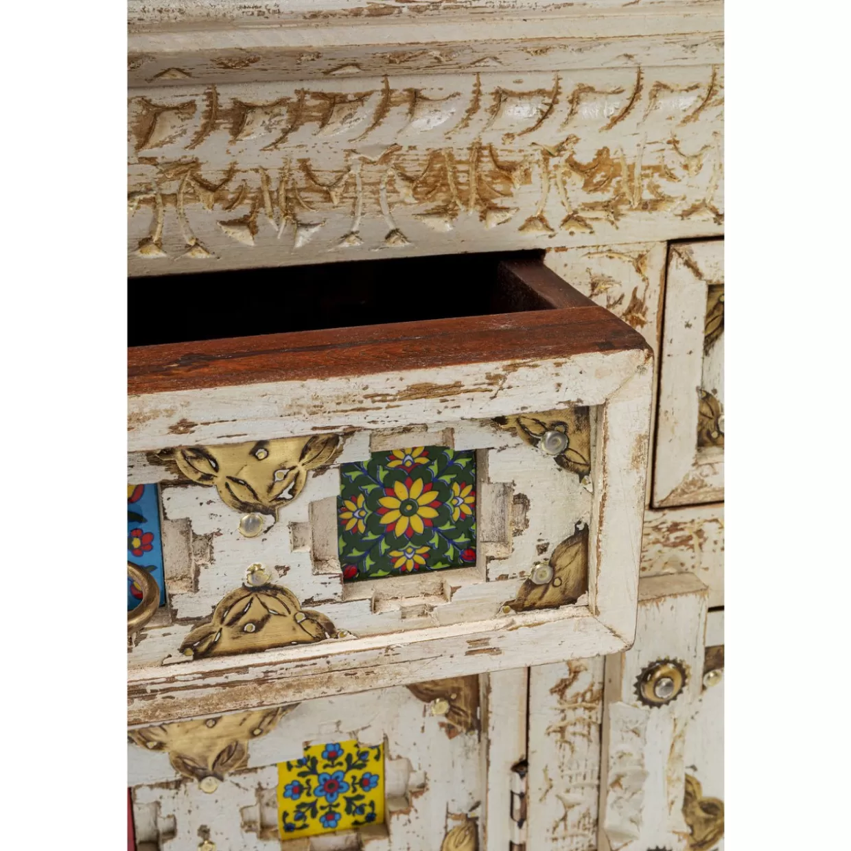 Credenze e comò contemporanei KARE Design | Collezione Bazar 150 per arredamento innovativo