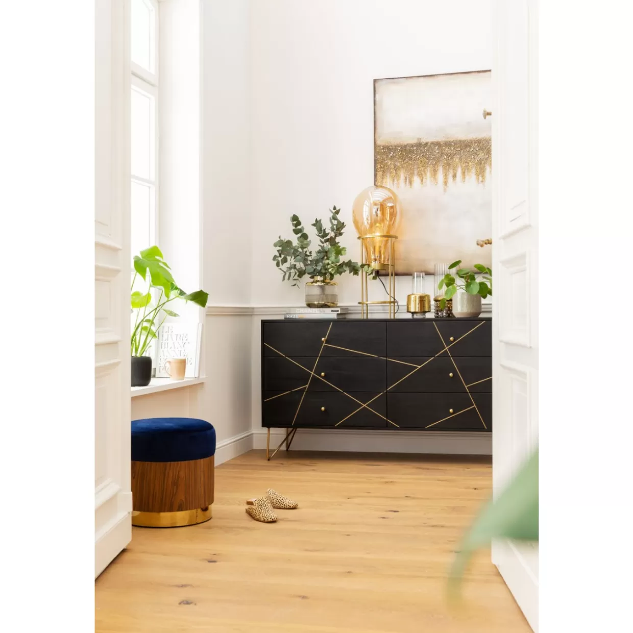 Credenza Decorativa KARE Design - Comò con Effetto Marmo con Venature Dorate · Mobili Eleganti per Soggiorno Moderno
