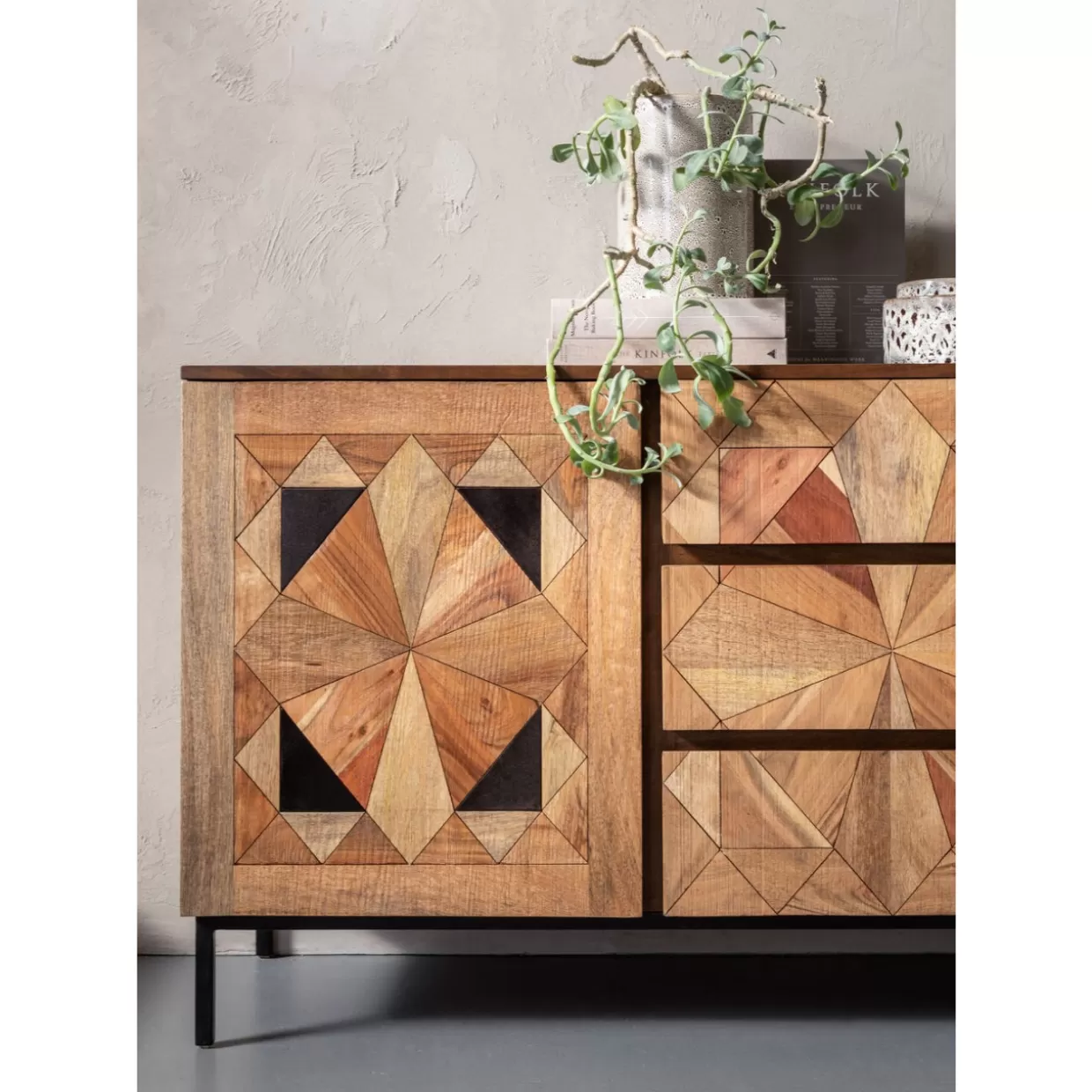 Credenze Moderne Limara & Comò Funzionali | Collezione Arredamento KARE Design con Stile Contemporaneo