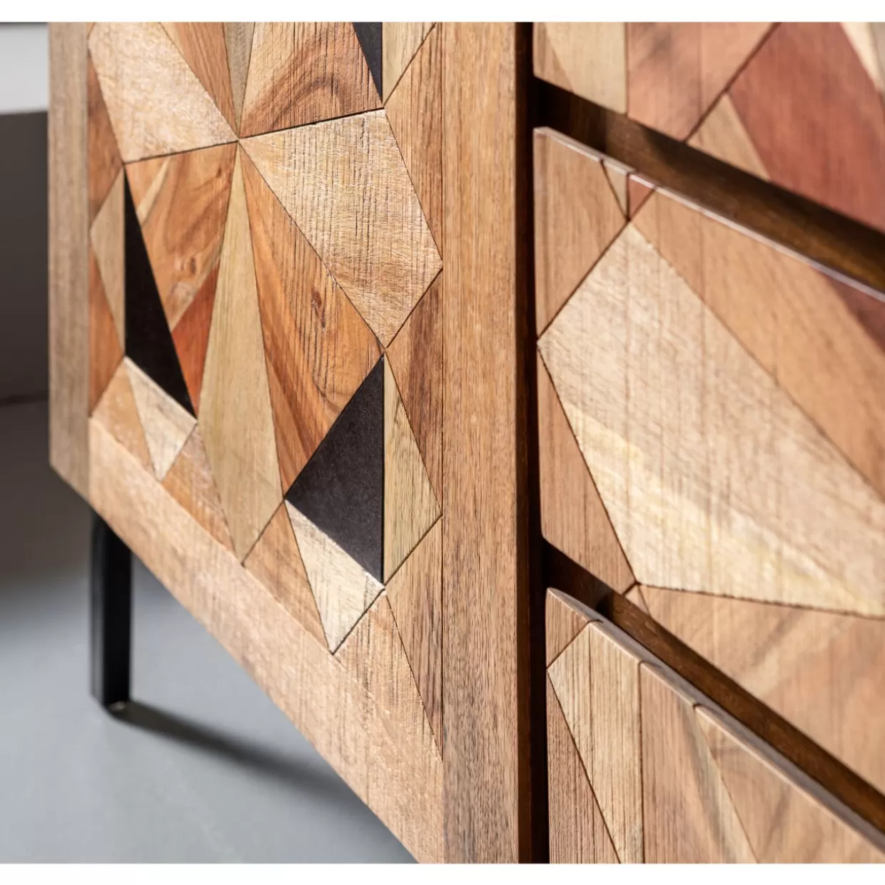 Credenze Moderne Limara & Comò Funzionali | Collezione Arredamento KARE Design con Stile Contemporaneo