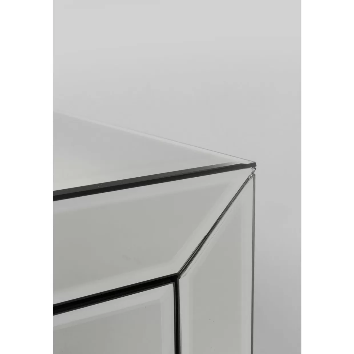 Comò Moderni e Credenze Eleganti - Collezione Esclusiva KARE Design 

Credenze Raffinate e Comò di Design - Arredi Funzionali KARE Lusso 

Linea Premium Credenze & Comò - KARE Design per Interni Ricercati 

Credenze Moderne con Stile - Comò Funzionali KARE Design Collection 

Comò Contemporanei e Credenze d'Autore - Progetti Esclusivi KARE Design