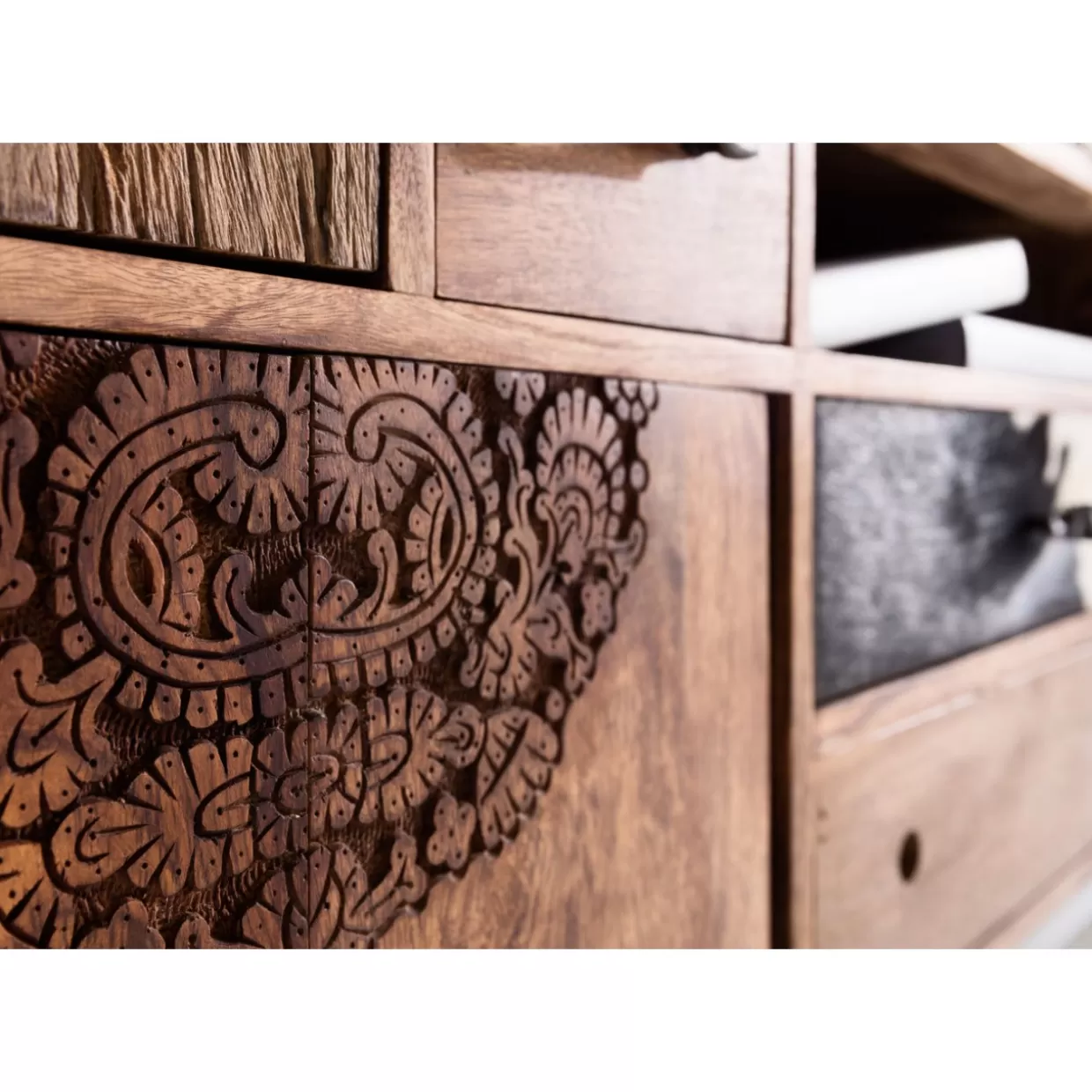 Design KARE: Comò Moderni e Credenze Eleganti per il Soggiorno | Credenza Stilistica con Motivo Rodeo, Mobile Sala da Pranzo
