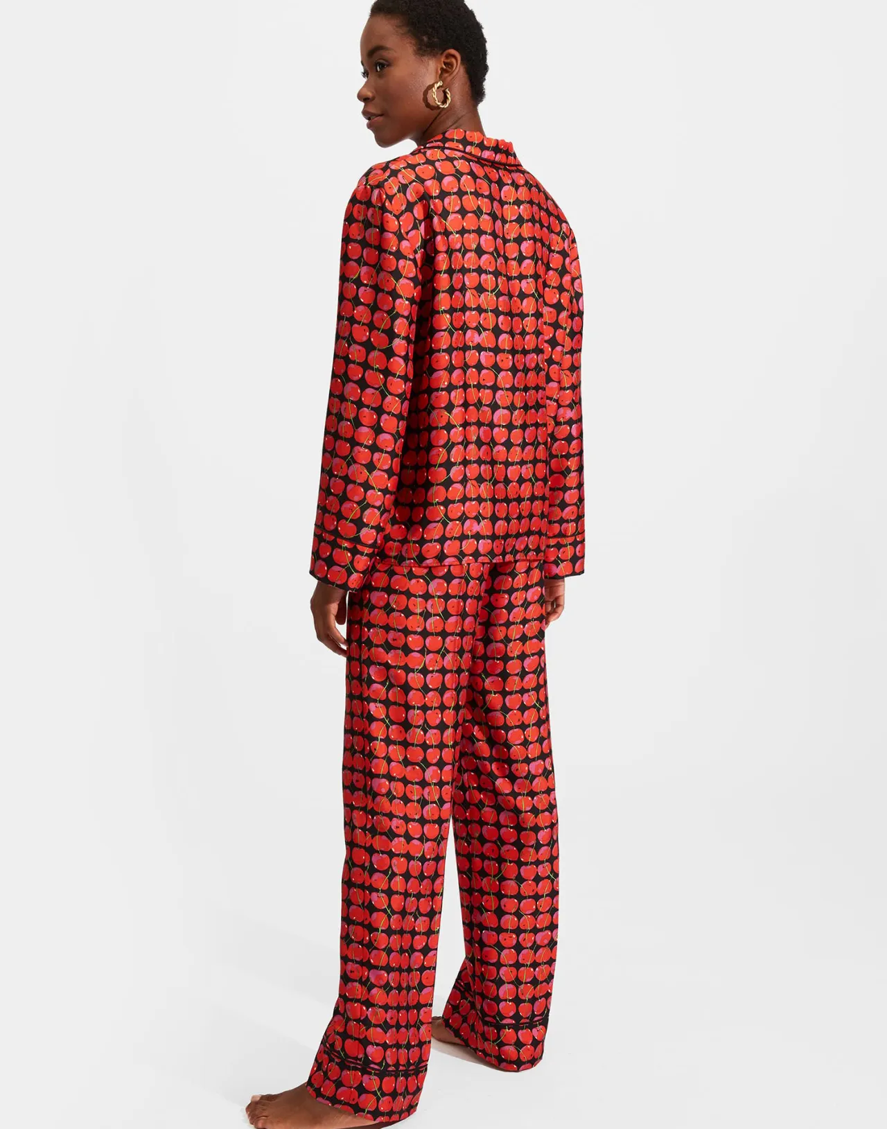 La DoubleJ - Pigiama in Seta Twill con Ricamo di Ciliegie Nere