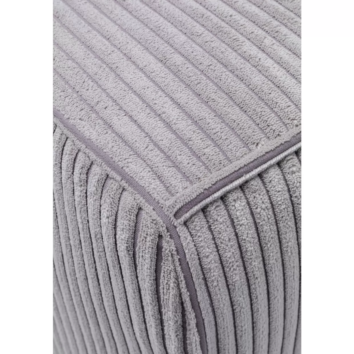 Divano moderno Cubetto a 3 posti in tessuto grigio chiaro, 220 cm - Design esclusivo KARE