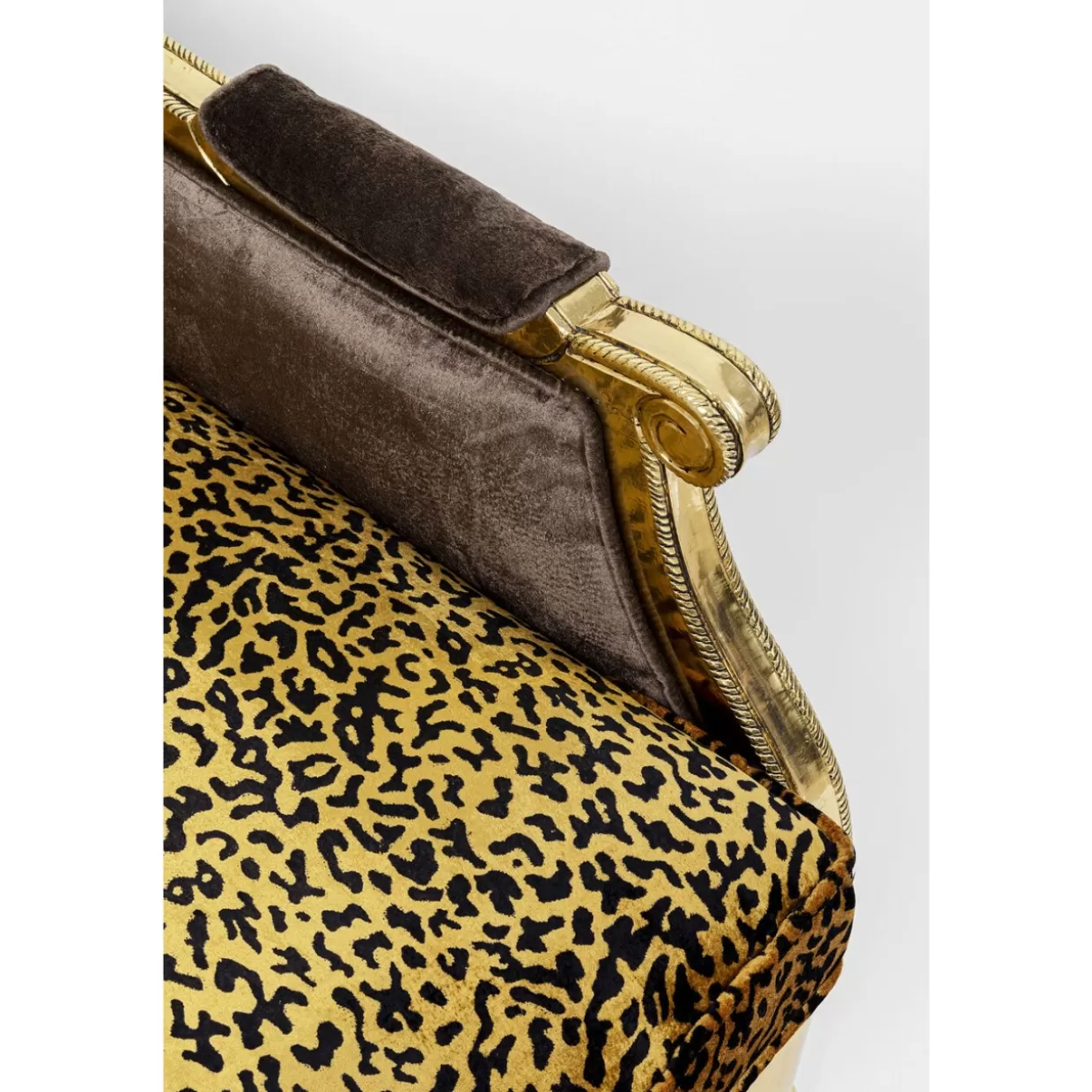 Divano Moderno KARE Design - Modello Regency Leo, 135 cm di Larghezza per Soggiorni Eleganti
