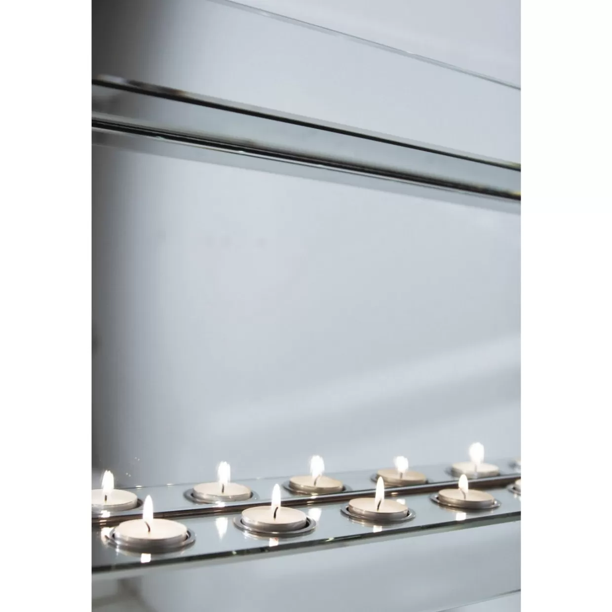 Specchio Decorativo con Luci a Candela – Design Elegante per Ambienti Moderni, Collezione Big Beauty by KARE, Dimensioni 90x35 cm