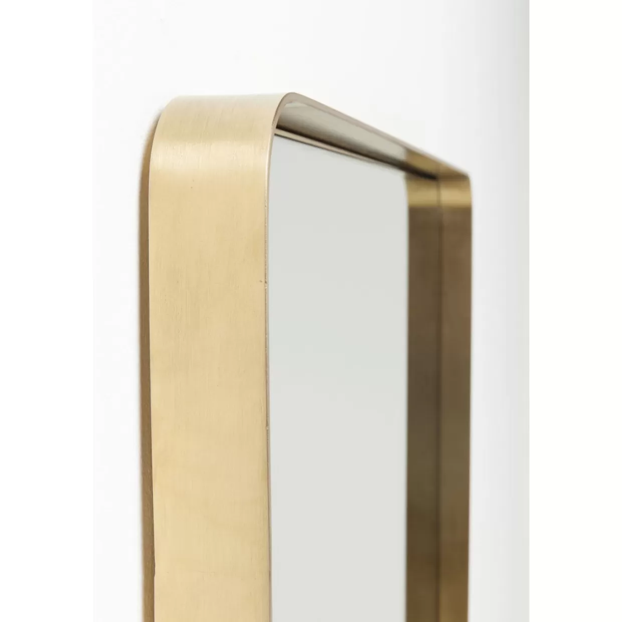 Specchio decorativo Curve Mo Brass di KARE Design - Linea moderna in ottone satinato, dimensioni 80x120 cm