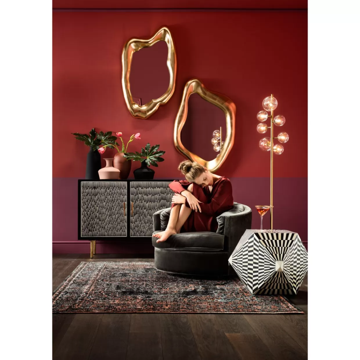 KARE Design Italia - Specchio Decorativo Moderno con Effetto Olografico Dorato, Dimensioni 76x119 cm