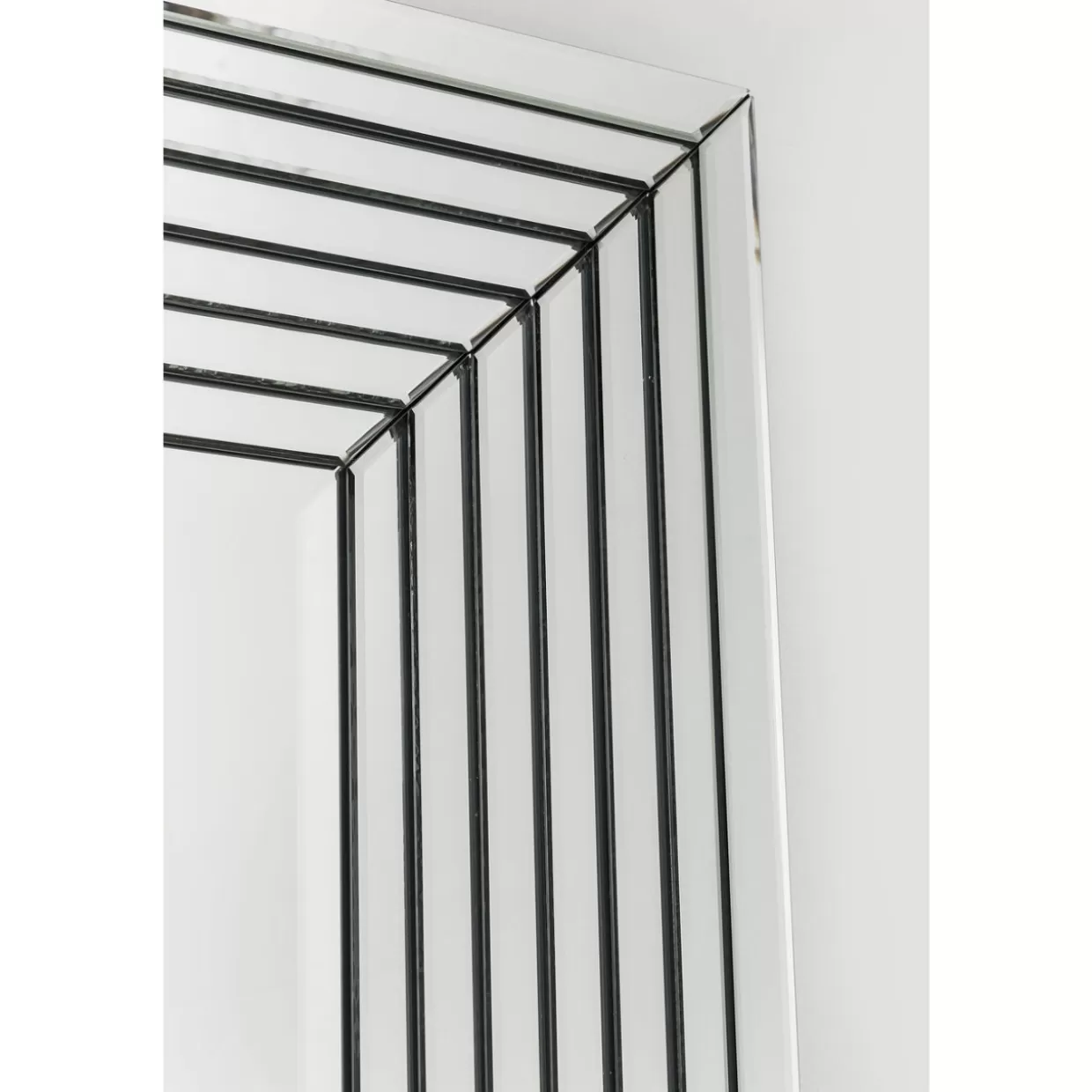 KARE Design - Specchio Moderno Linea Contemporanea 100x200 cm, Ideale per Arredamento Casa e Ufficio 

(Note: Ho mantenuto la struttura SEO-friendly aggiungendo elementi descrittivi naturali, differenziato la formattazione delle dimensioni, e integrato contesti d'uso per renderlo più accattivante per il pubblico italiano)