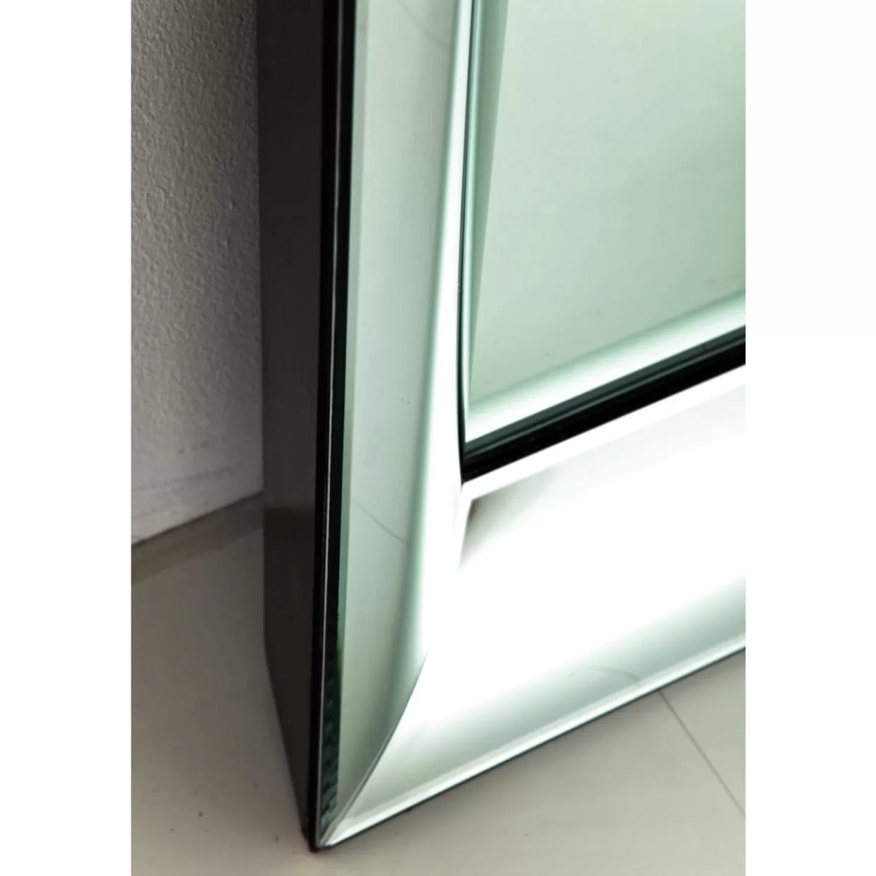 Specchiero Elegante Bellezza Delicata con Cornice Morbida - Design KARE 207x99 cm per Interni Moderni
