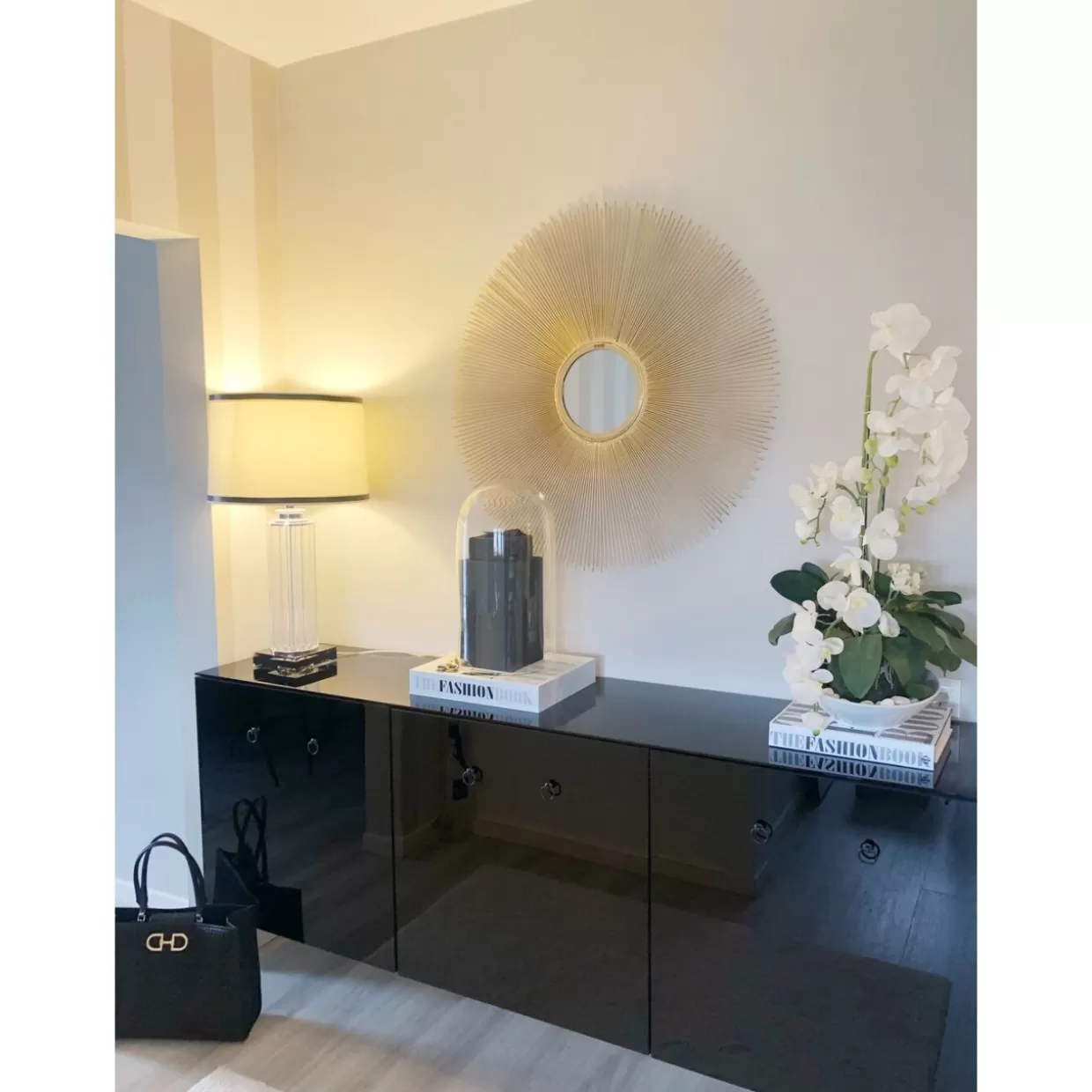 Specchio Elegante KARE Design - Modello SunBeam con Cornice Moderna (Diametro Ø90cm) | Arredo Bagno di Lusso della Collezione SunBeam