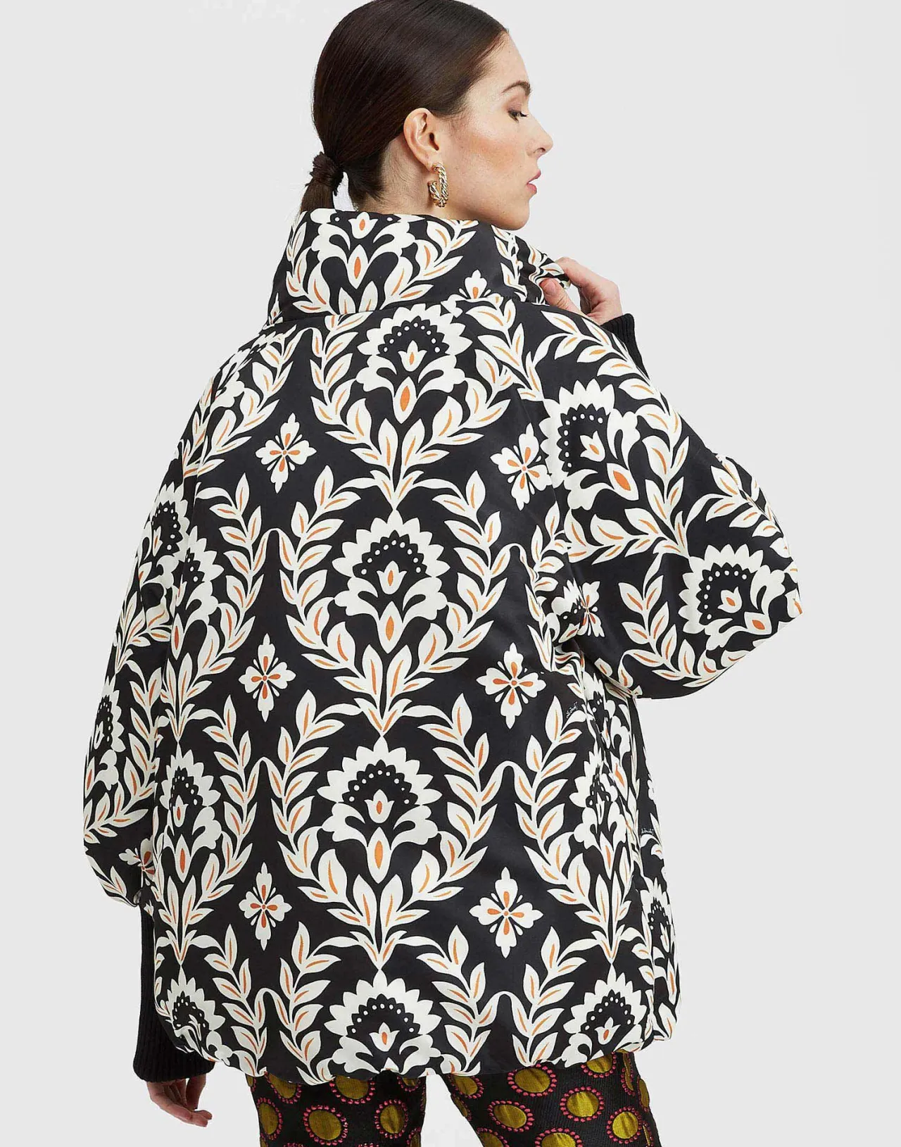 La DoubleJ Giacca Reversibile Invernale St. Moritz - Jacquard Nero con Motivo Sole Invernale, Offerta Speciale