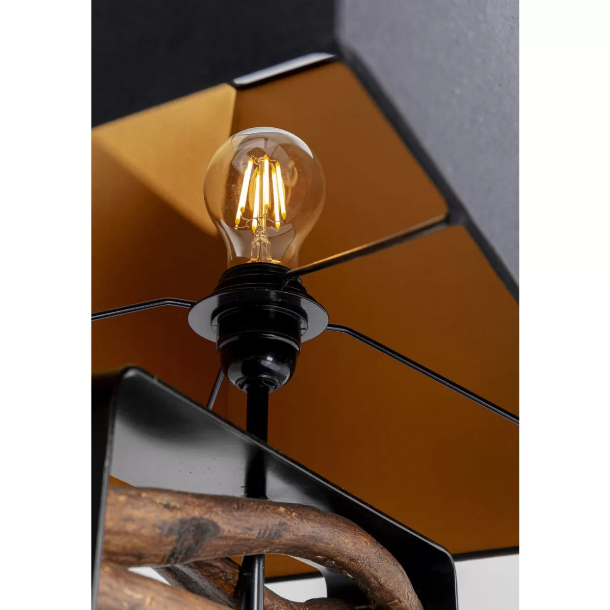 Lampada da Terra Onda Naturale - Design Contemporaneo per Arredi Moderni | Illuminazione d'Interni KARE
