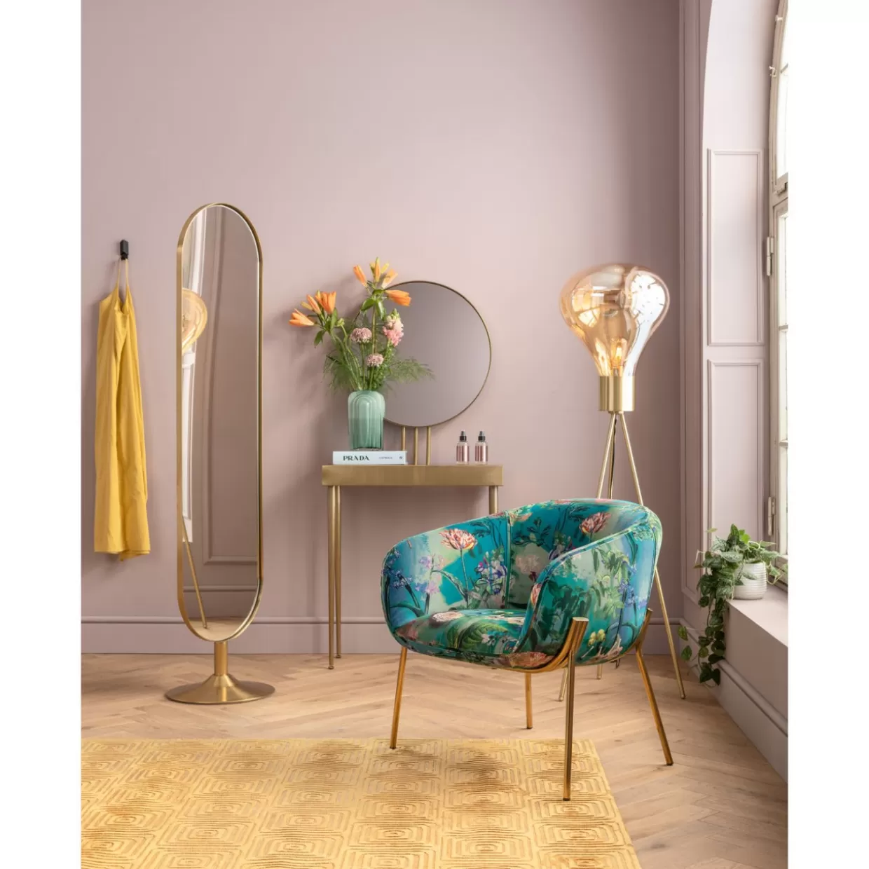 Lampada da Terra Tripode Pera – Design Moderno 160 cm - Illuminazione Elegante by KARE