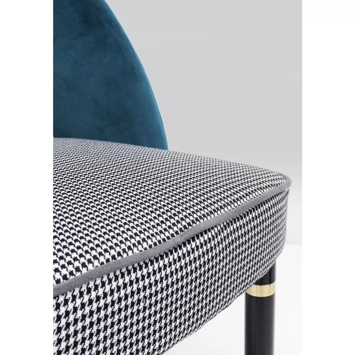 Samantha Petrol - Poltrona Elegante con Design Contemporaneo | Arredi Firmati KARE