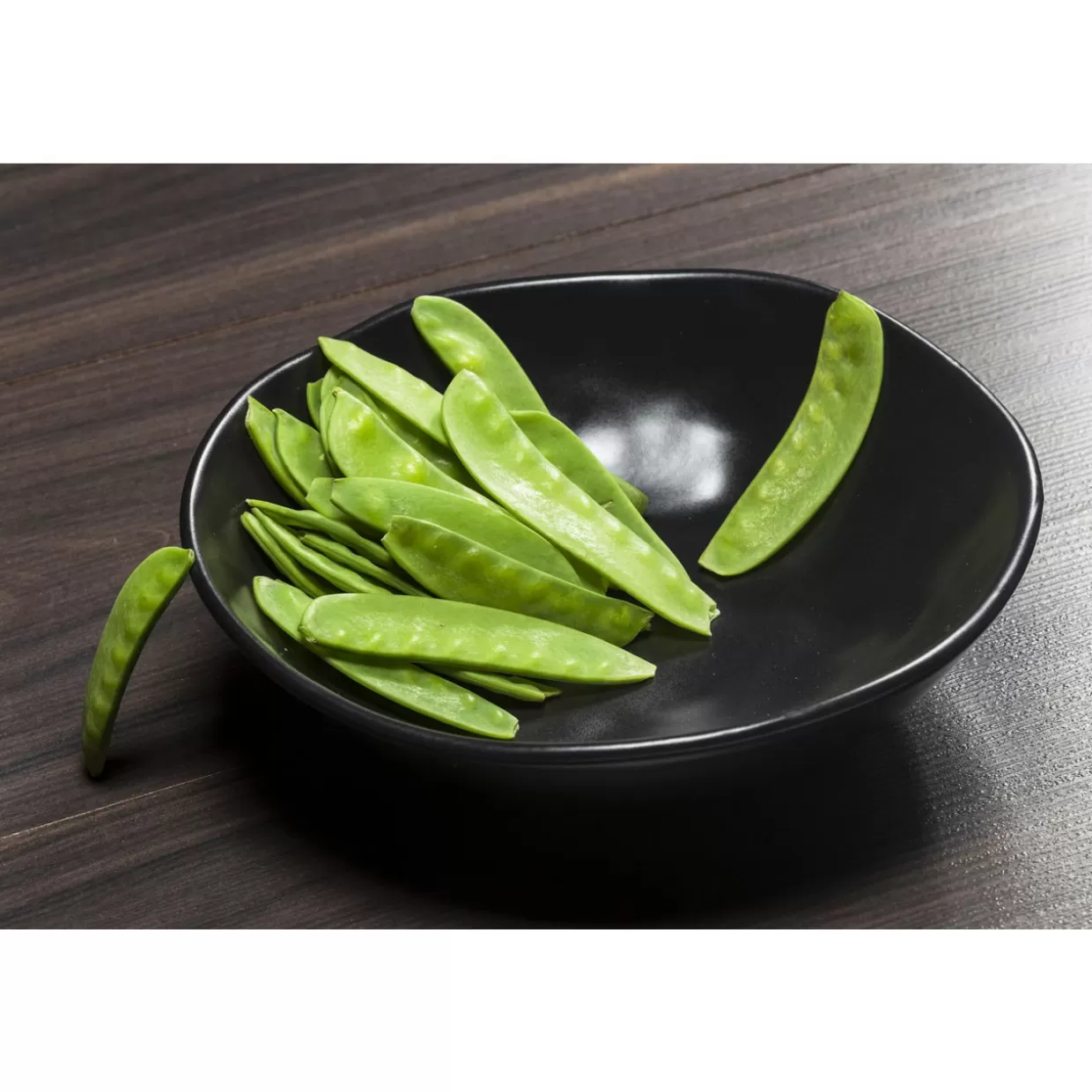 Piatto Fondo Nero Organico | Design Essenziale per Tavola Moderna - KARE Collection 22 cm