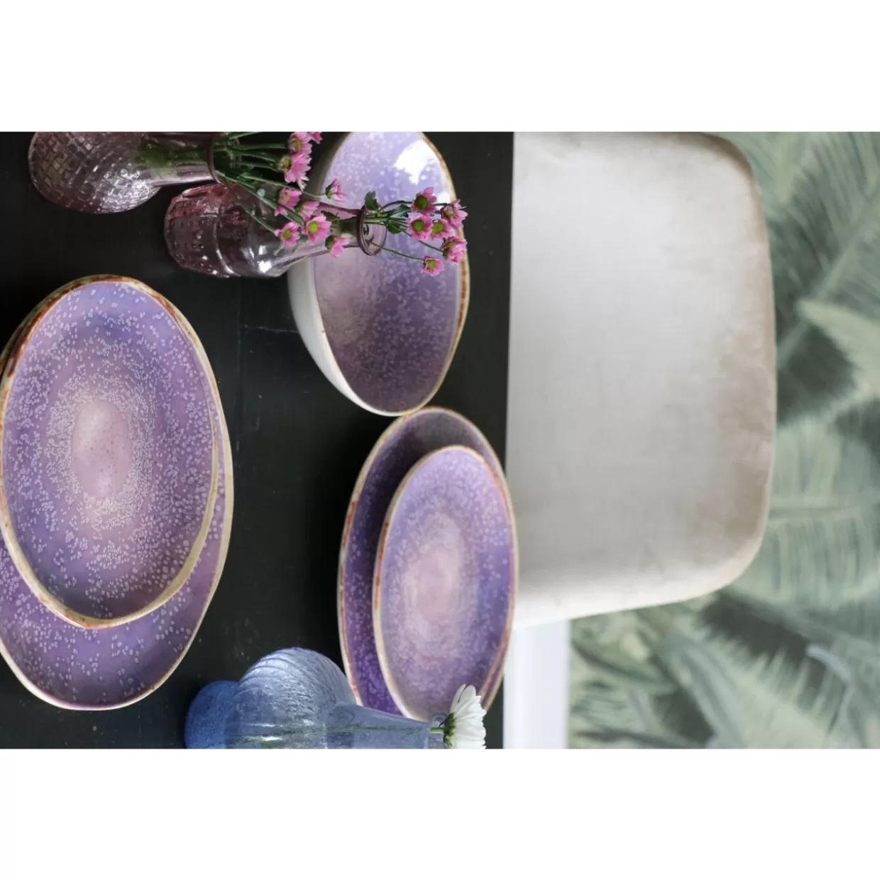 KARE Design - Piatto Fondovetro Shirley in Tonalità Viola, Diametro 21 cm - Complementi Eleganti per la Tavola